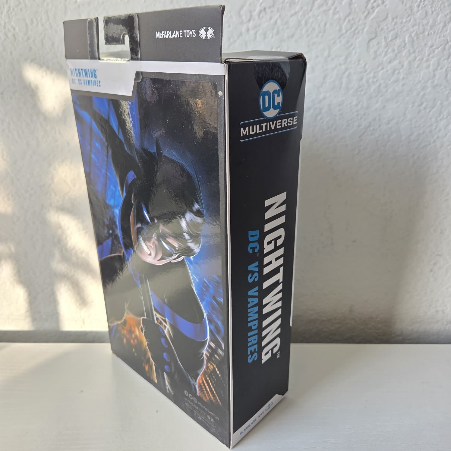 McFarlane Toys DC Multiverse DC vs Vampires Nightwing Gold Label