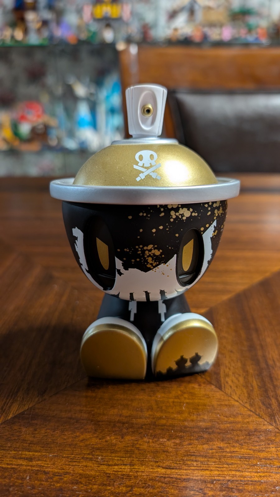 Czee13 x Quiccs Battle Damaged Lil Qwiky Gold and Black Canbot BNIB!!! LE 200!!!