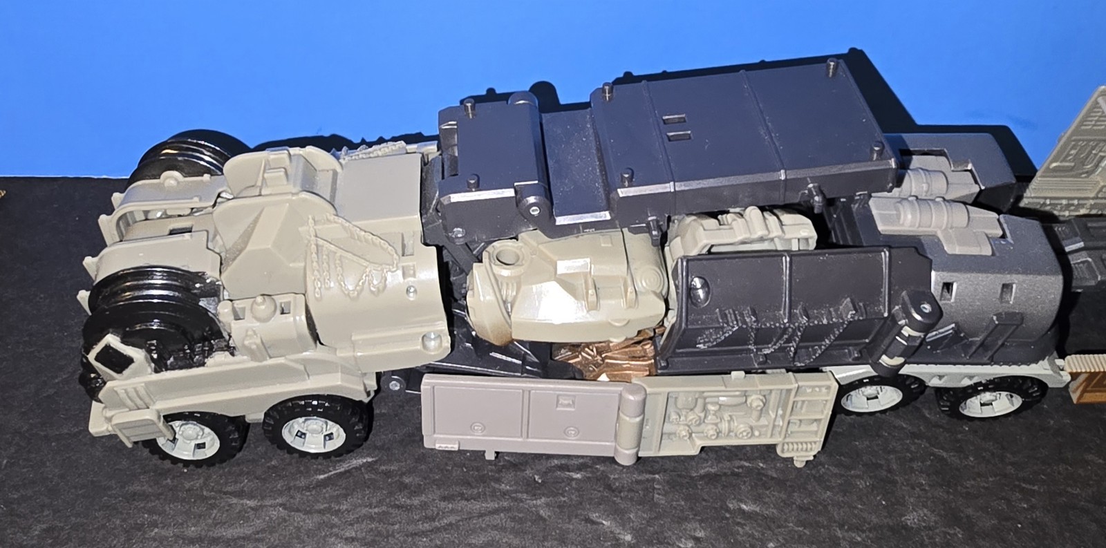 Hasbro Transformers Studio Series 34 Leader Megatron w/ Cape & Mini Figure