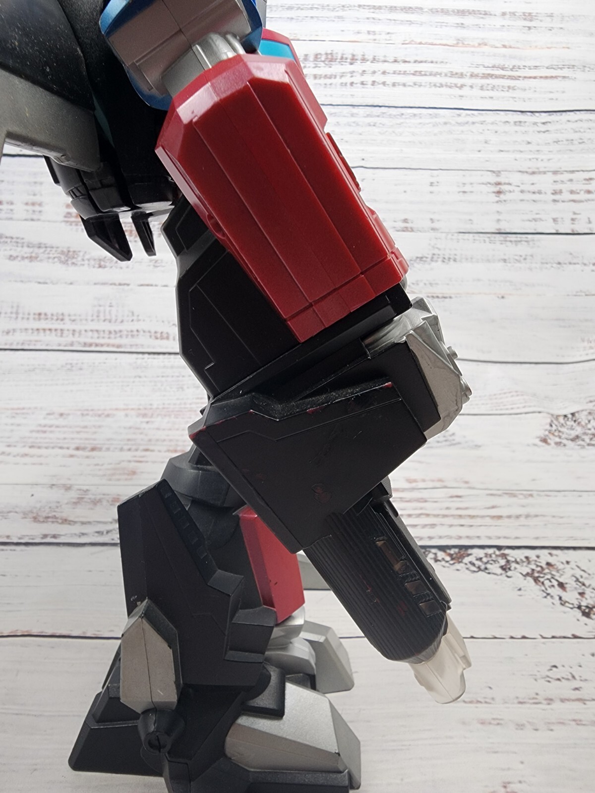 Optimus Prime 12” Transformers Mega Power Bots Talking Figure Light Up 2008