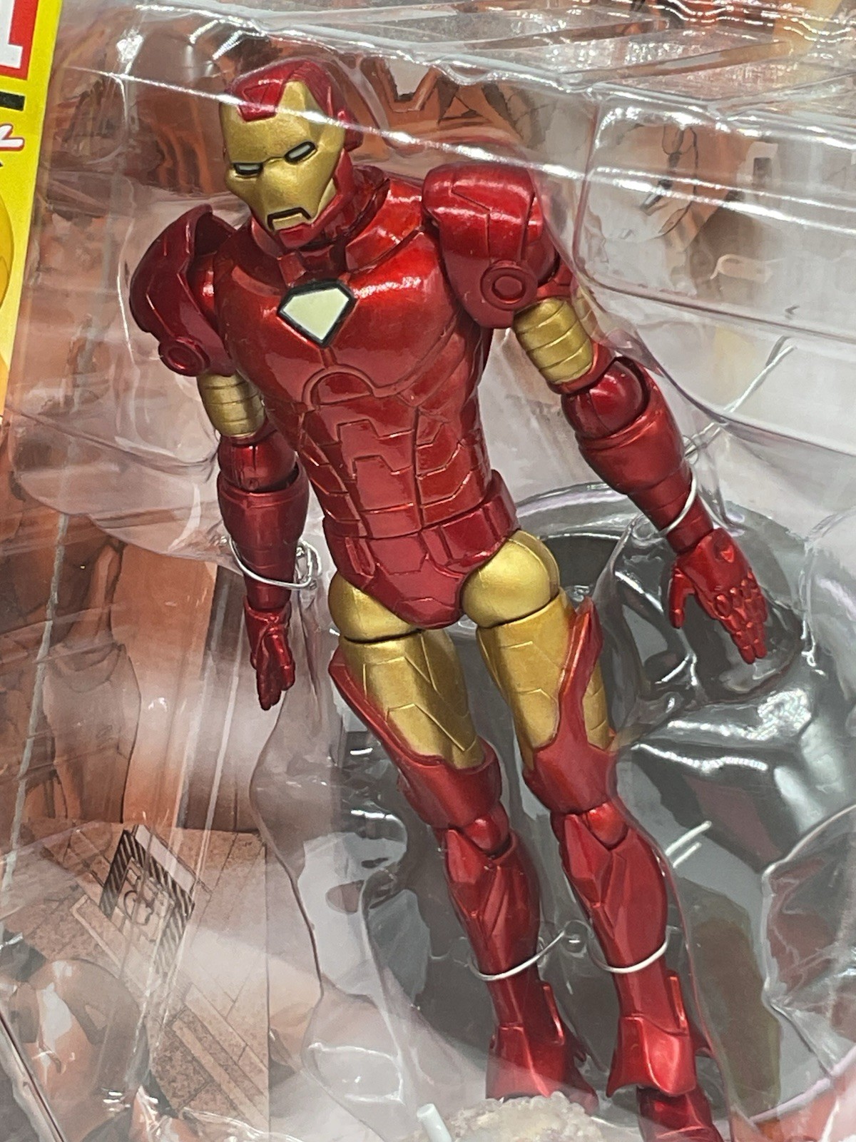 Marvel Select Iron Man Action Figure Diamond Select Toys Collector&rsquo;s Edit 7 inch