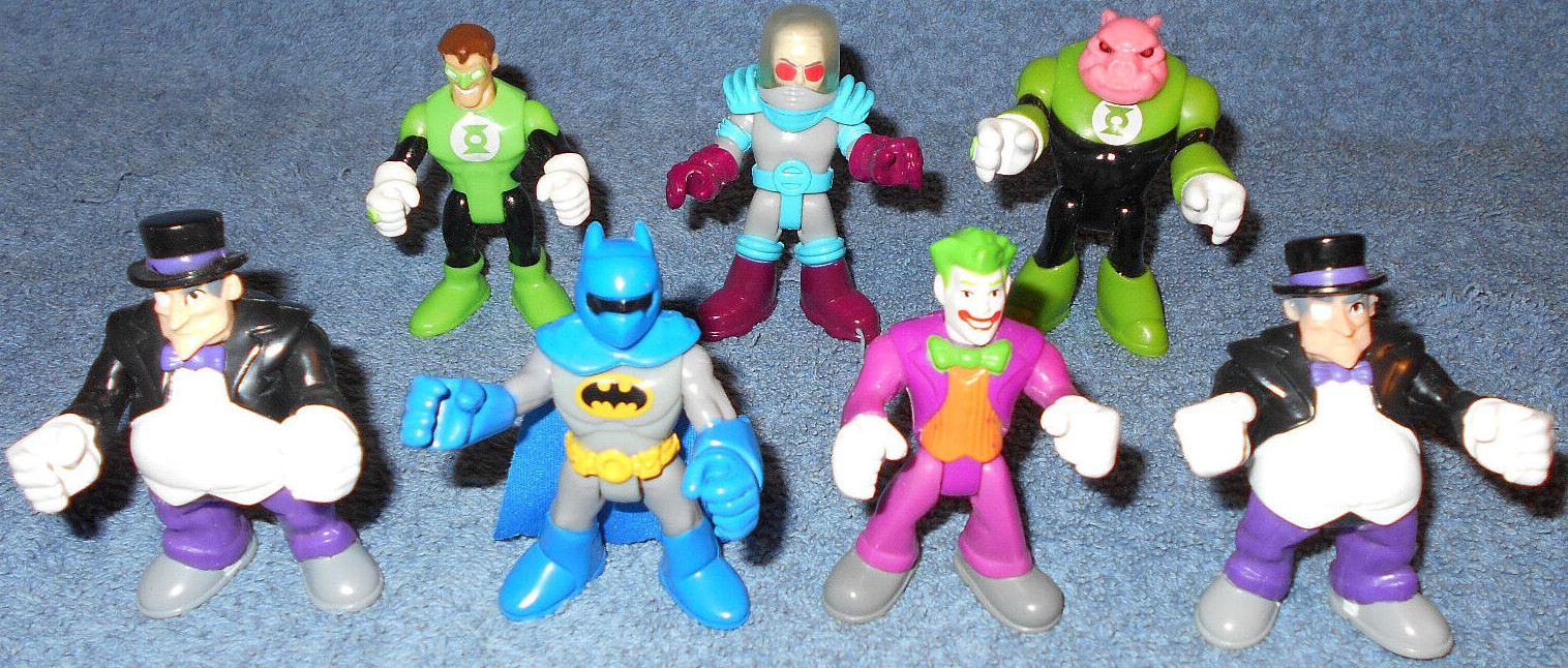 DC COMICS – 3&Prime; MINI BATMAN & OTHER ACTION FIGURES CAKE TOPPERS – LOT OF 7 – NICE