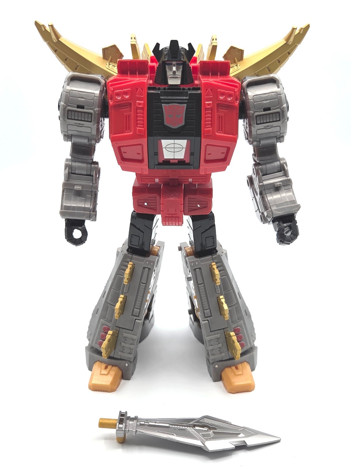 HASBRO TRANSFORMERS STUDIO SERIES 86 &rsquo;86 G1 SNARL DINOBOTS