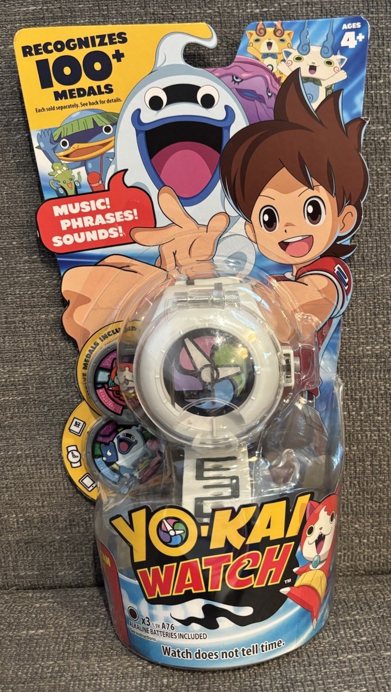 Yo-Kai Watch Season 1 w/ 2 Medals Electronic Music Sound Phrases Hasbro READ NOS