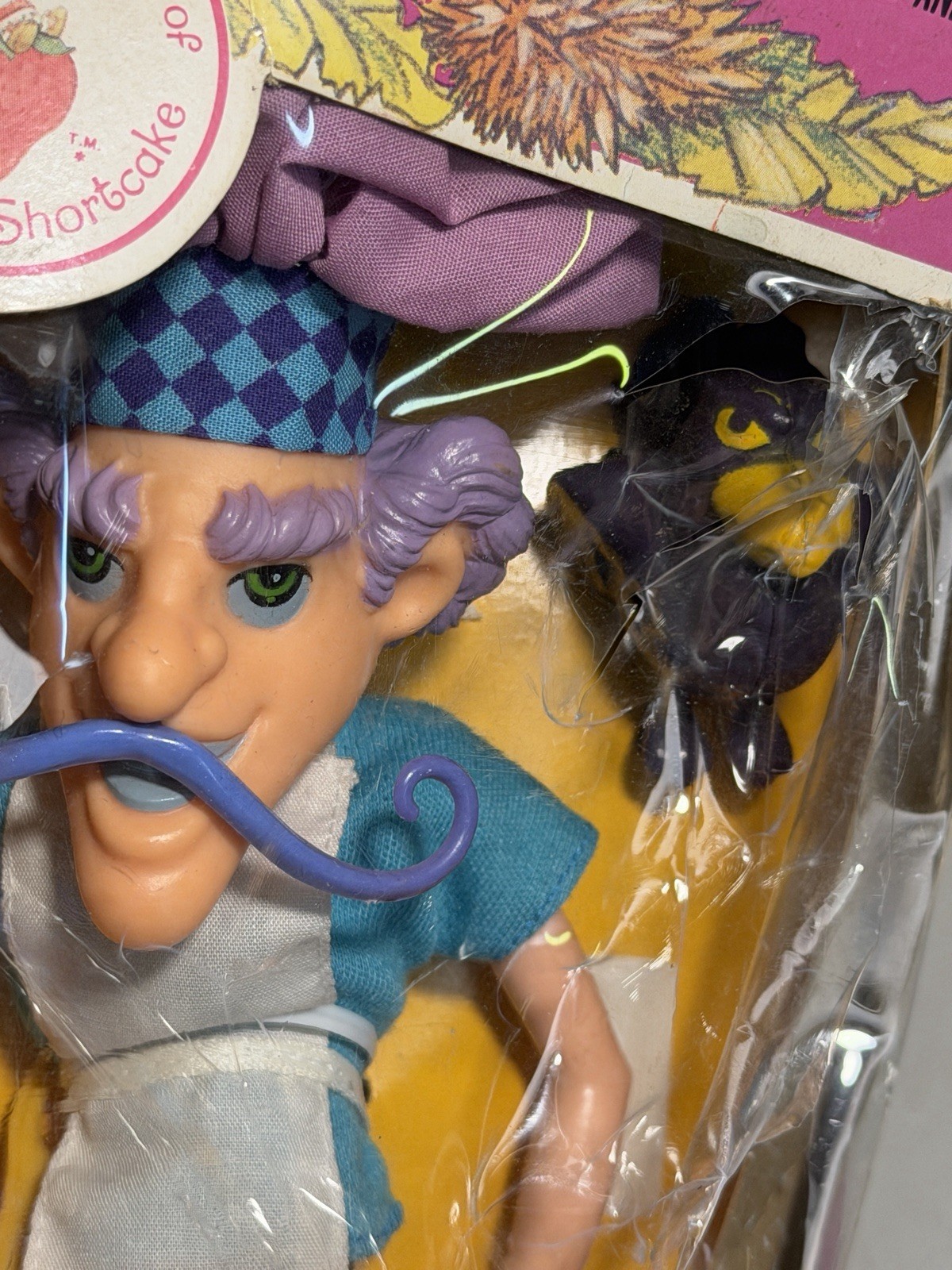 1982 Strawberry Shortcake Purple Pieman & Berry Bird figure Doll Toy COMPLETE