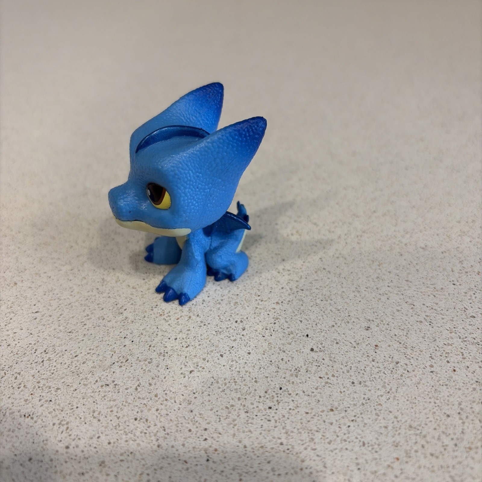 Dream Works Dragons Rescue Riders Exclusive Winger Mini Dragon Figure HTTYD