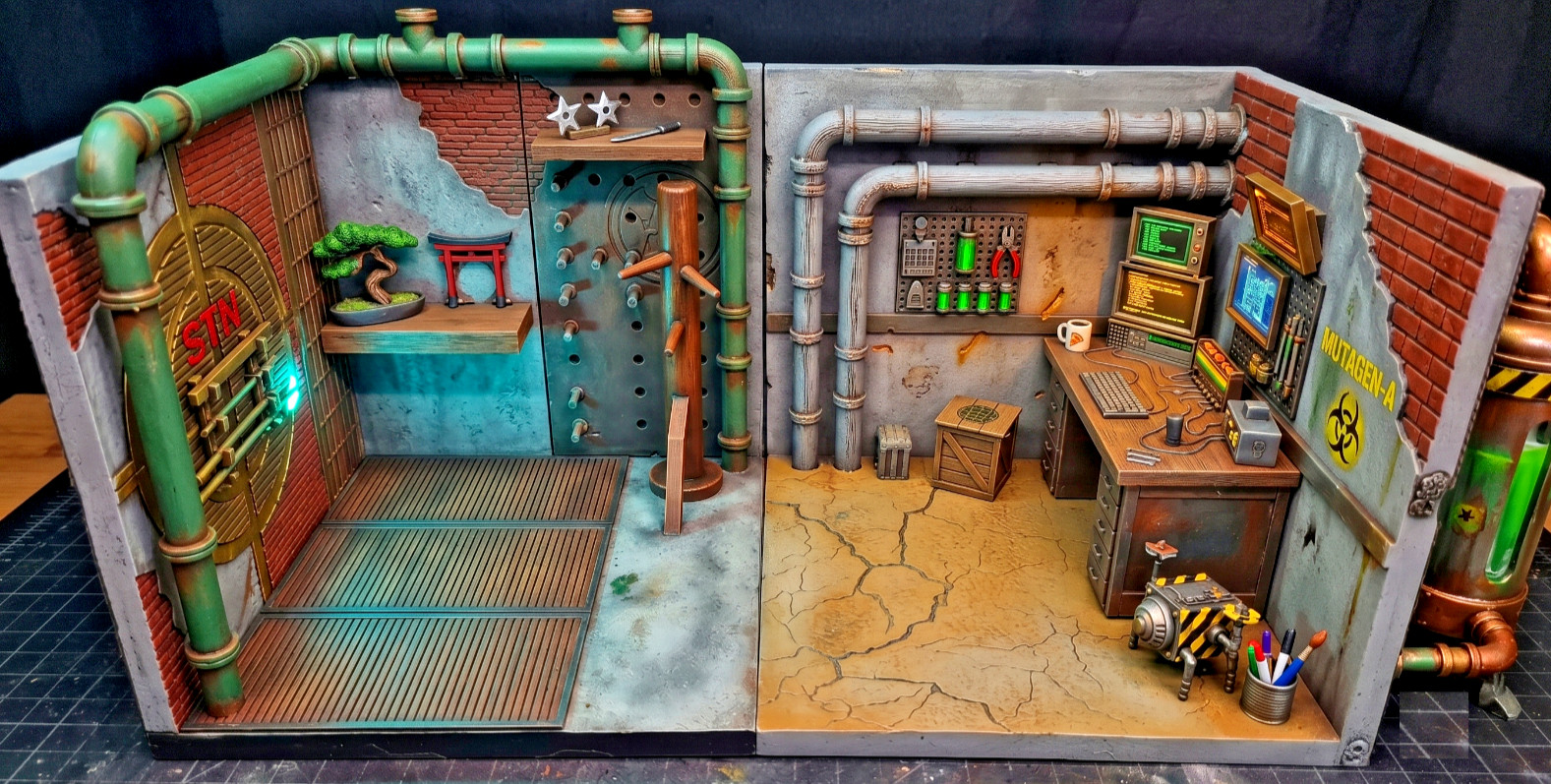 TMNT-Inspired Turtles Lair Diorama Set Donatello&rsquo;s Lab & Leonardo&rsquo;s Ninja Dojo