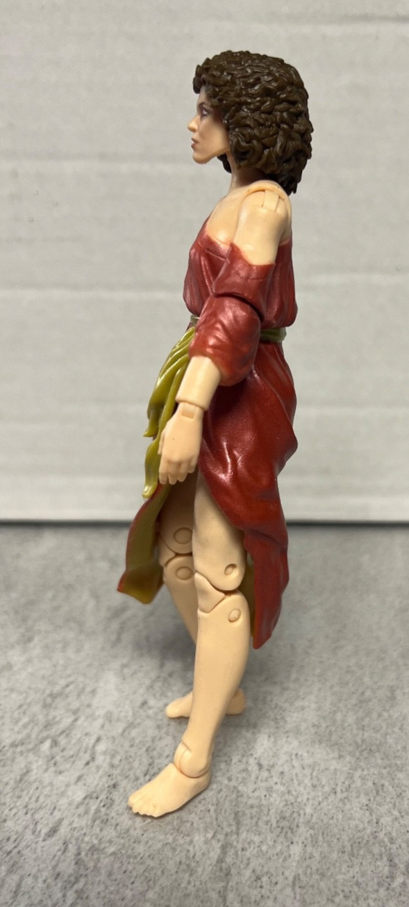 GHOSTBUSTERS PLASMA SERIES DANA BARRETT 6 INCH FIGURE – LOOSE – HASBRO 2020