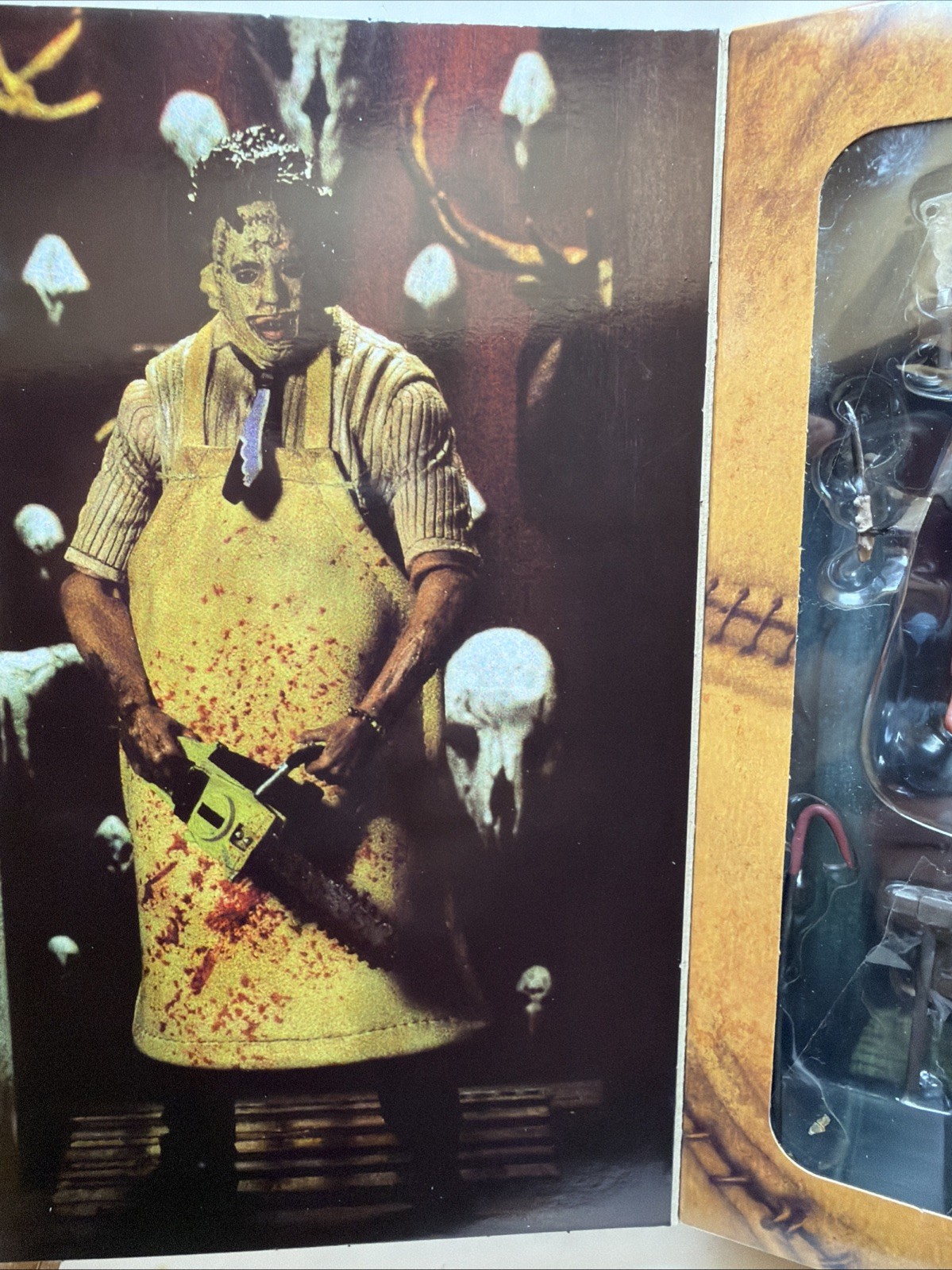 NECA Ultimate Texas Chainsaw Massacre Leatherface 7&Prime; Horror Action Figure 40th