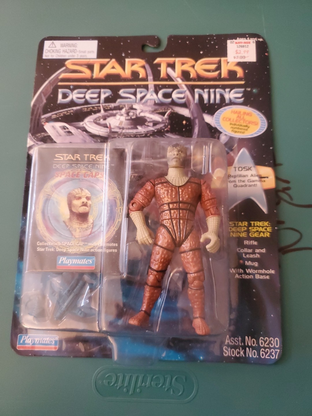 1995 Star Trek Deep Space Nine Tosk Action Figure Playmates New