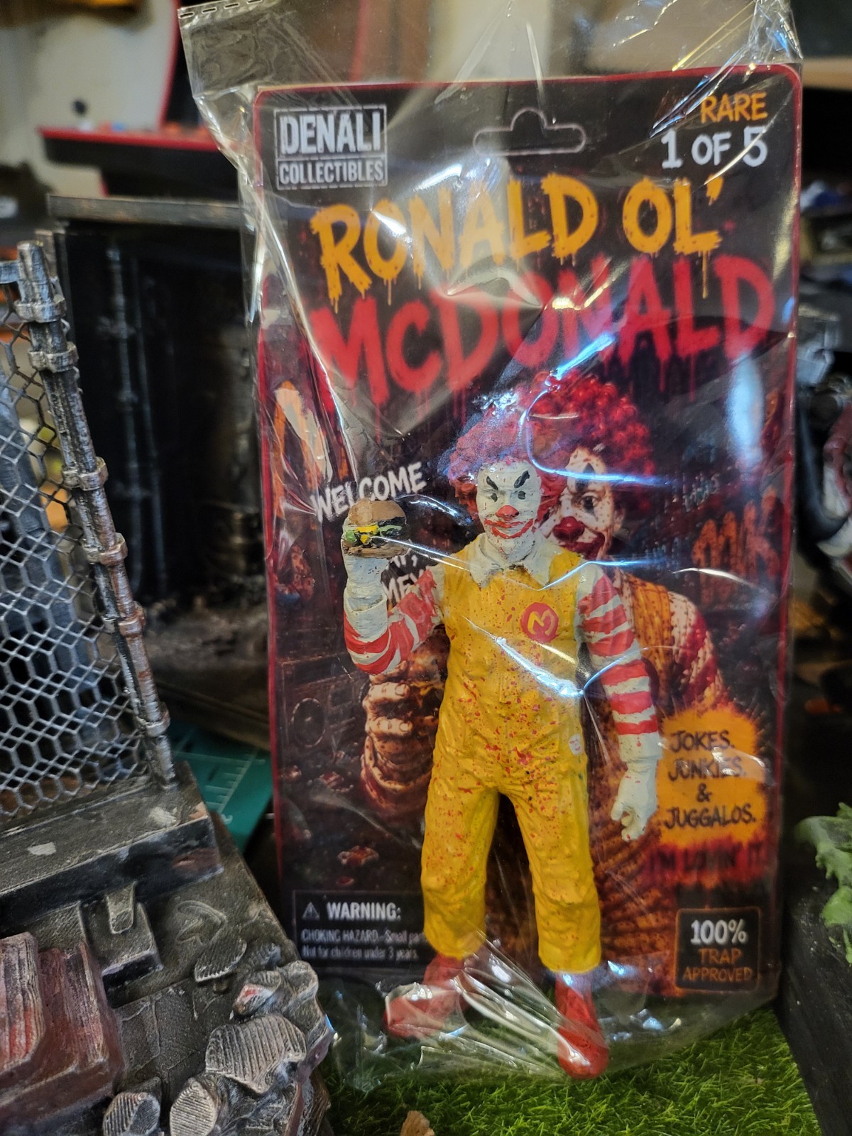 Denali Collectibles Ronald McDonald McDonald&rsquo;s Action Figure, Rare, Red Yellow