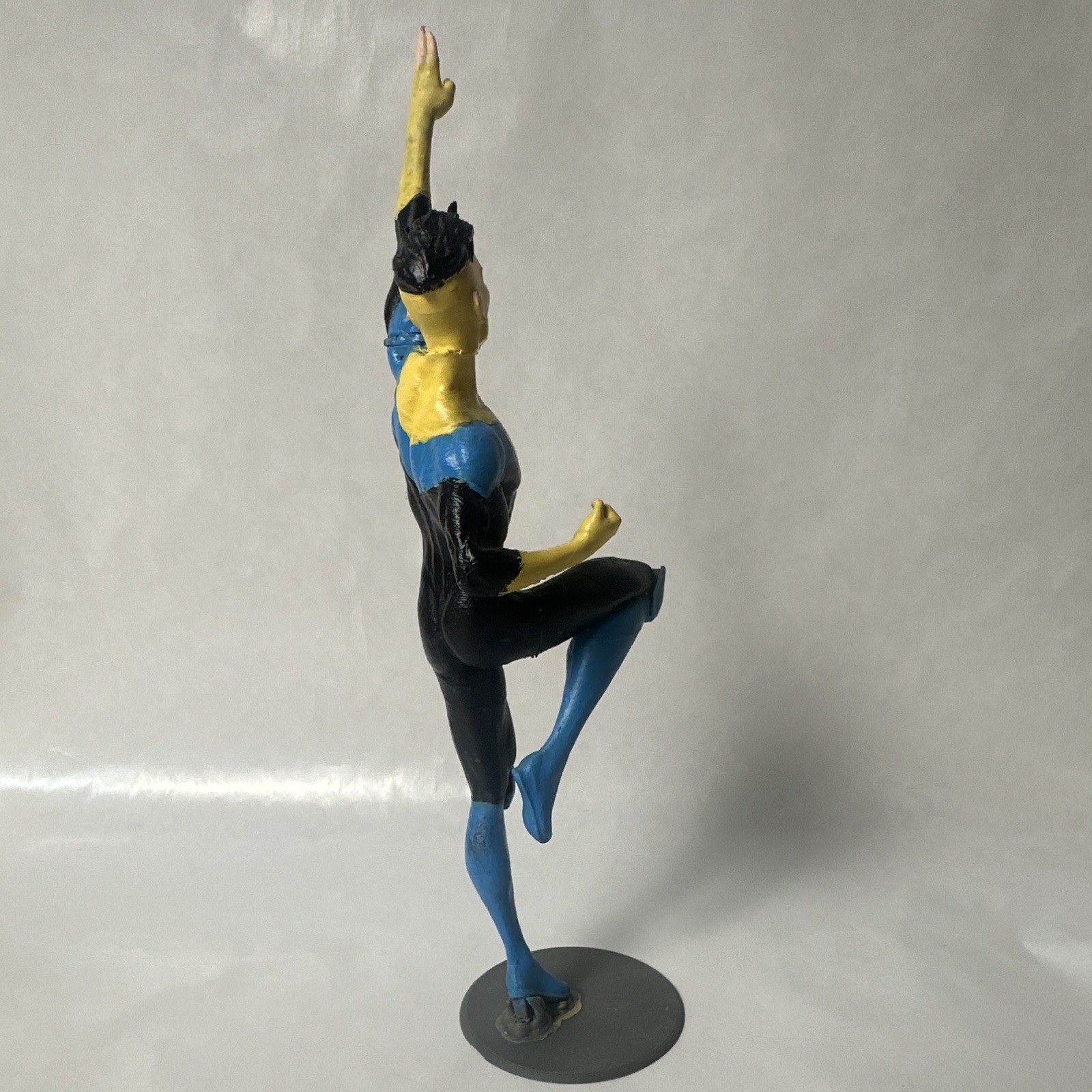 Custom 3D printed invincible statue 9inches tall PLA+ with stand attached