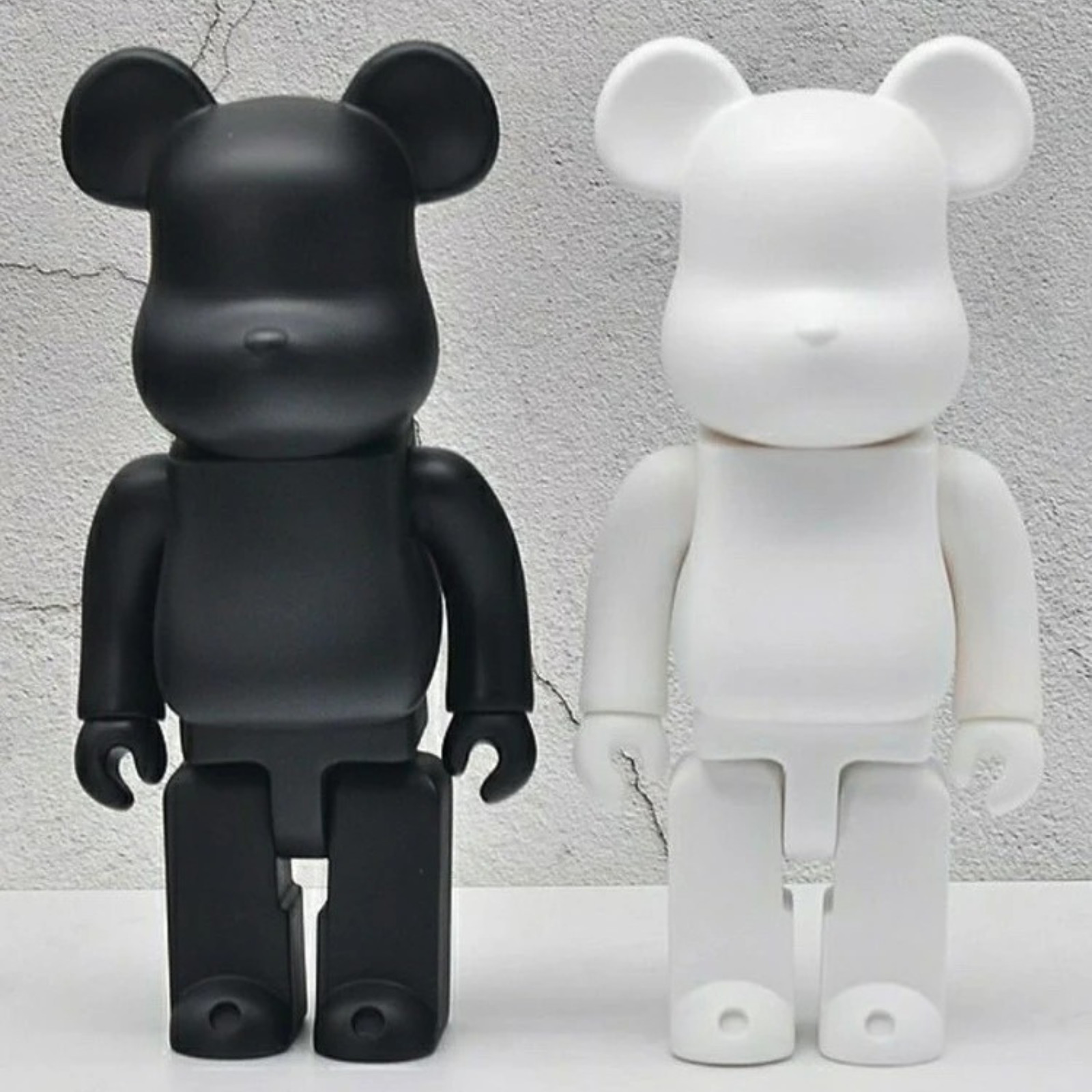 400% Bearbrick Real With Box 28cm 11inch Figures Black White Bear Toys Model