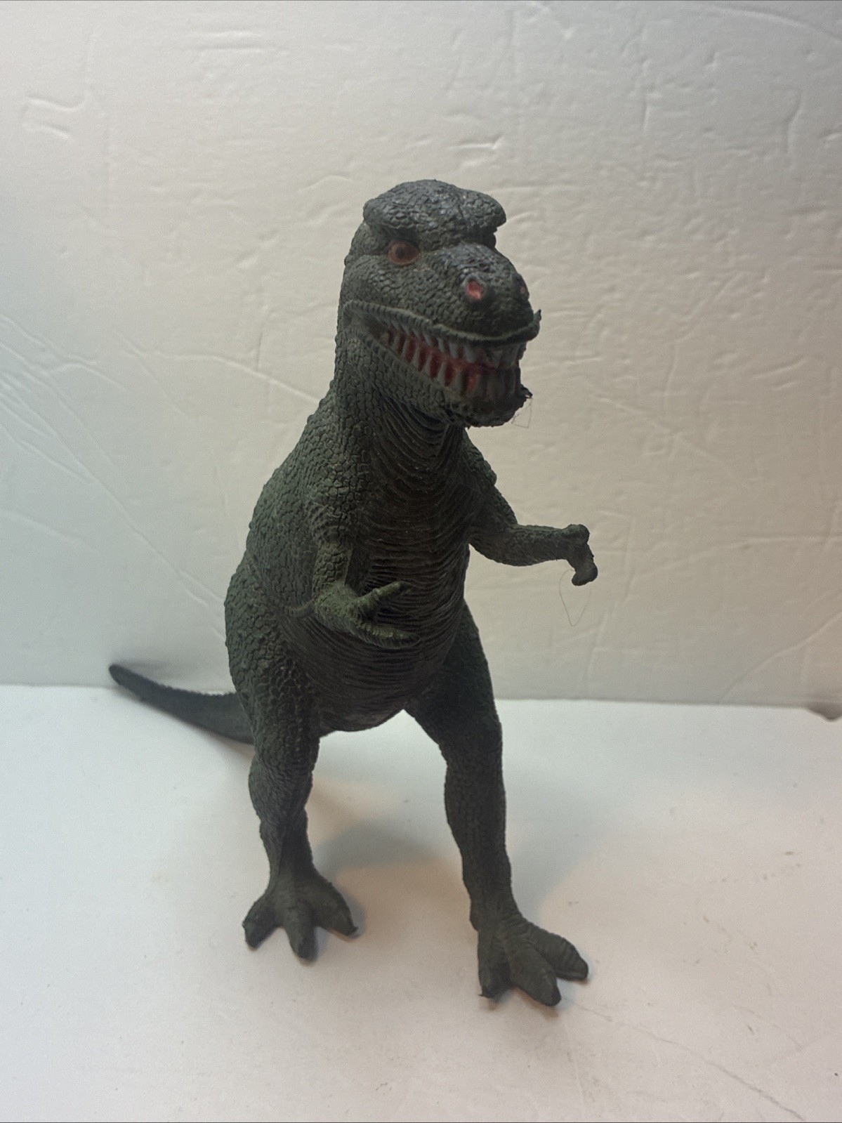 Vintage Imperial 1980&rsquo;s Tyrannosaurus Rex Dinosaur Figurine Made in China T Rex