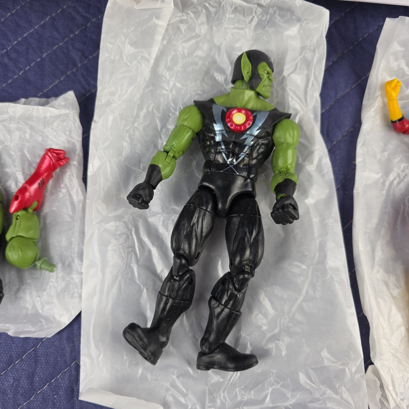 Hasbro Marvel Legends Series Skrull Queen and Super-Skrull 6 Inch Figure 2 Pack