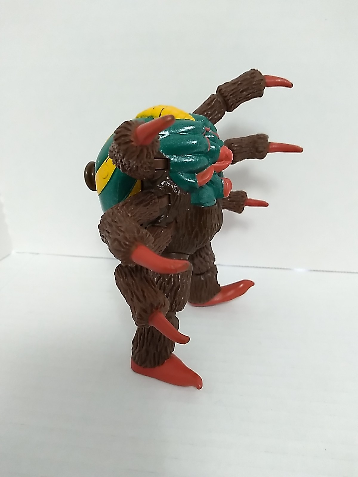 Mighty Morphin Power Rangers Snatch Attack Spidertron Vinstage Action Figure