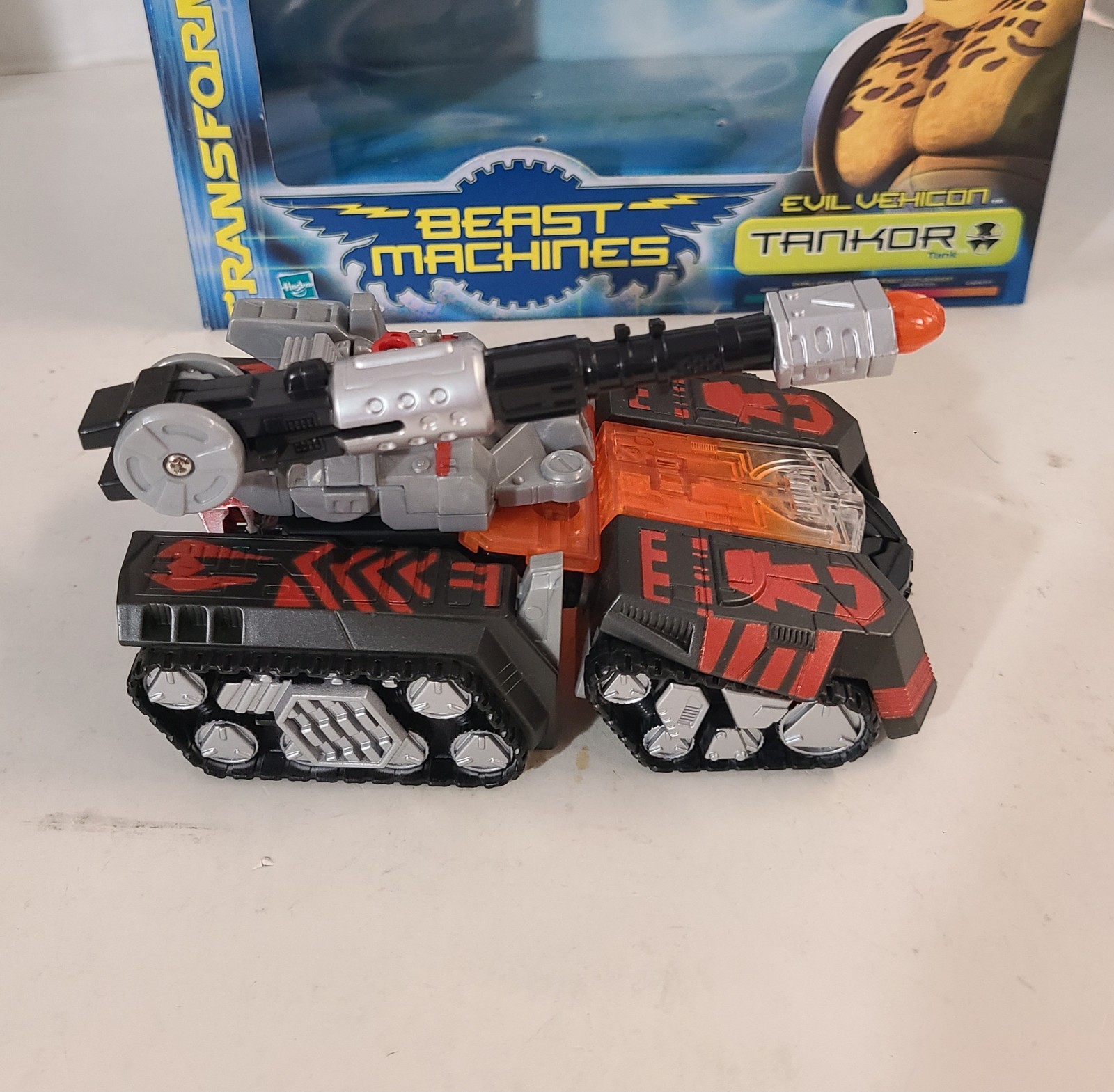 Transformers Beast Wars Beast Machines Mega Class Vehicon Tankor Figure