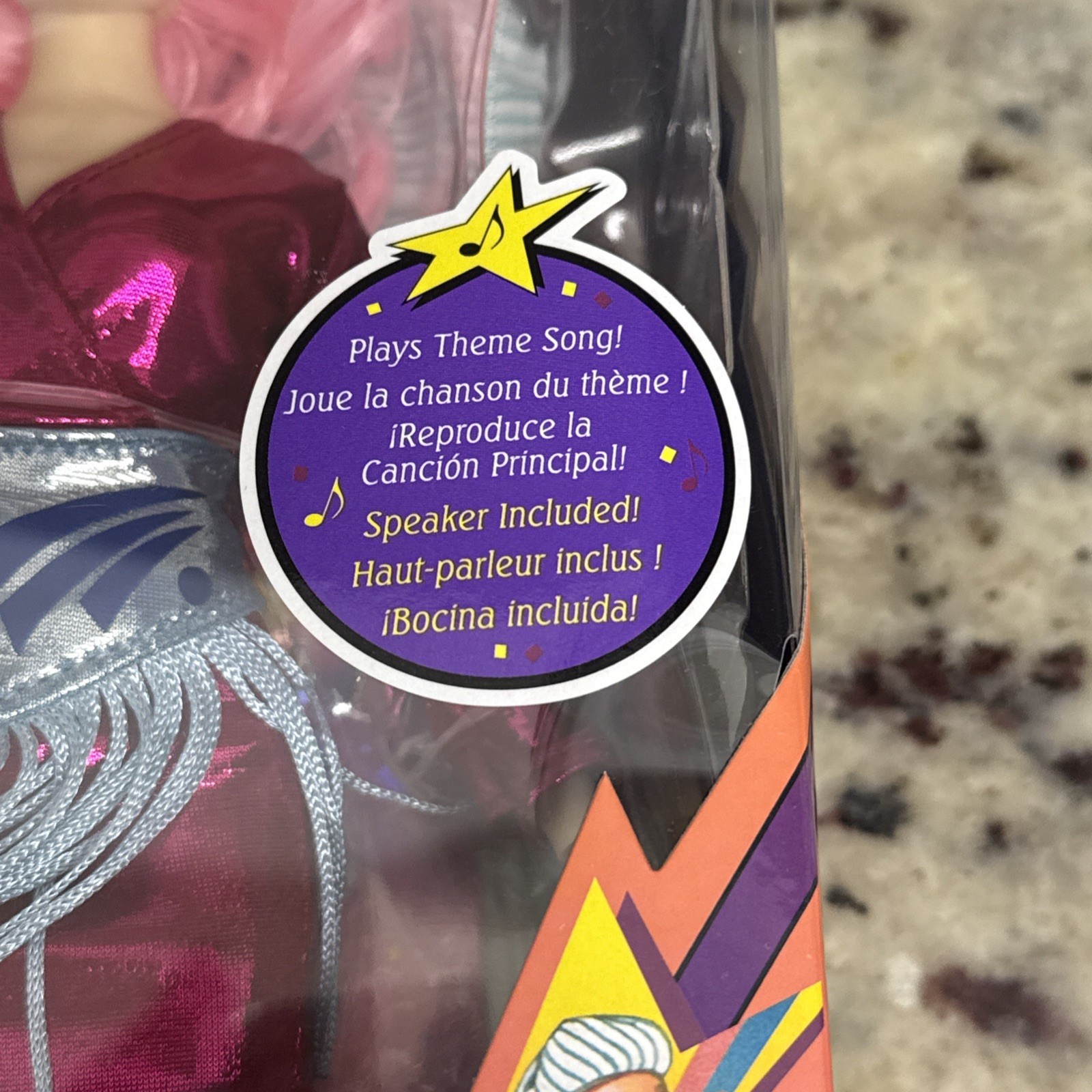 Jem and the Holograms « Jem » Fashion Doll Truly Outrageous 12 inch Doll w/speaker