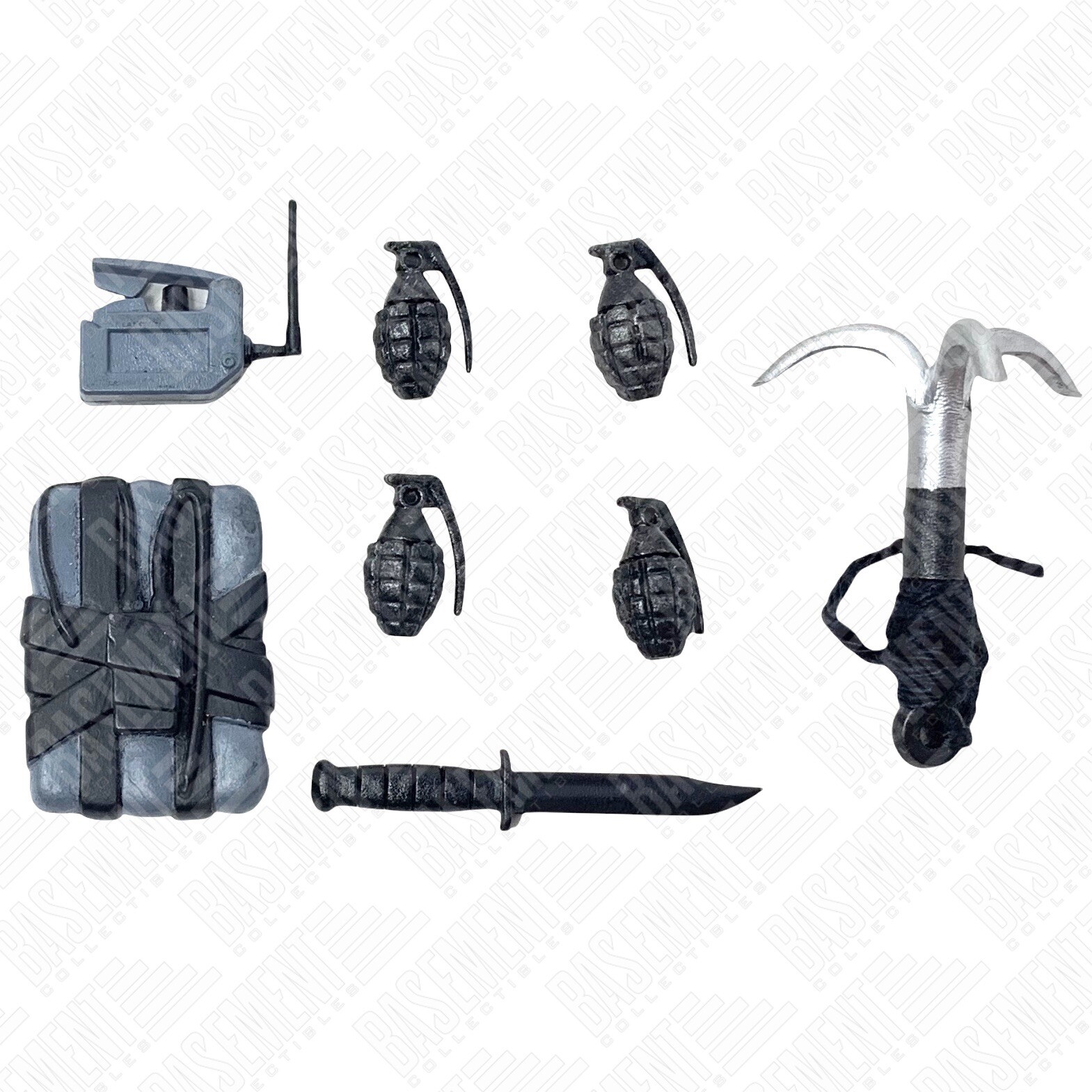 Mezco One:12 Black Skulls Death Brigade – Bomb, Grenades & Knife 1:12 Scale