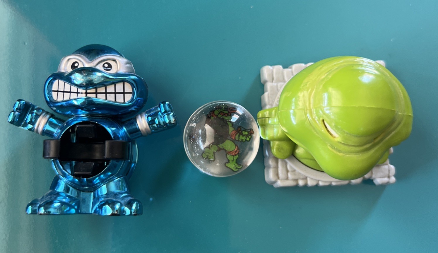 Teenage Mutant Ninja Turtles Shooter. Blue. Leo. TMNT Candy Top And Rad Roller.