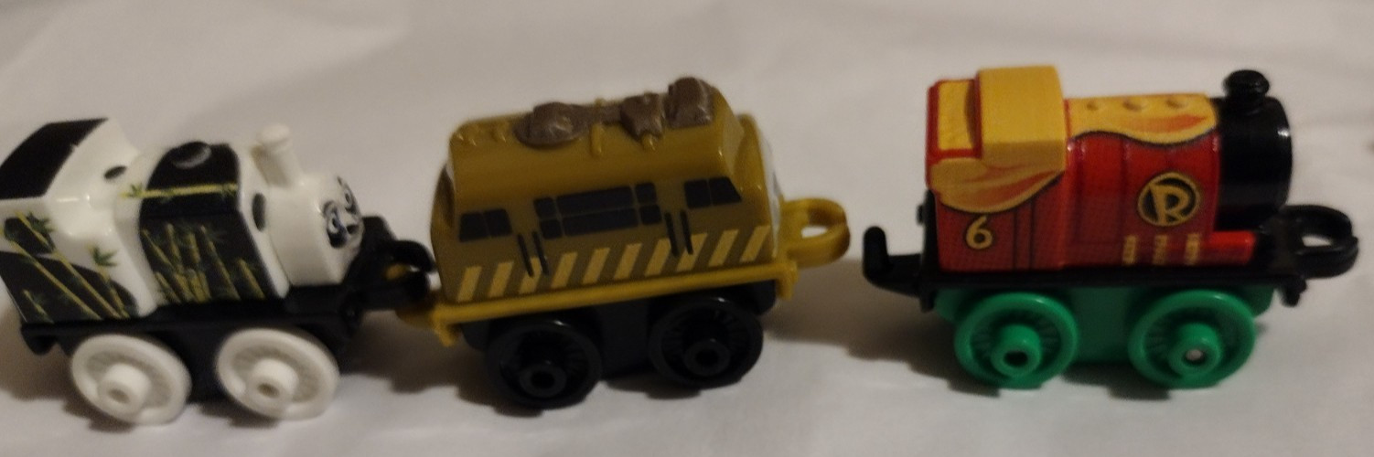 2014 Gullane Thomas The Tank Engine & Friends Mini Die Cast Train Lot 9 Engines