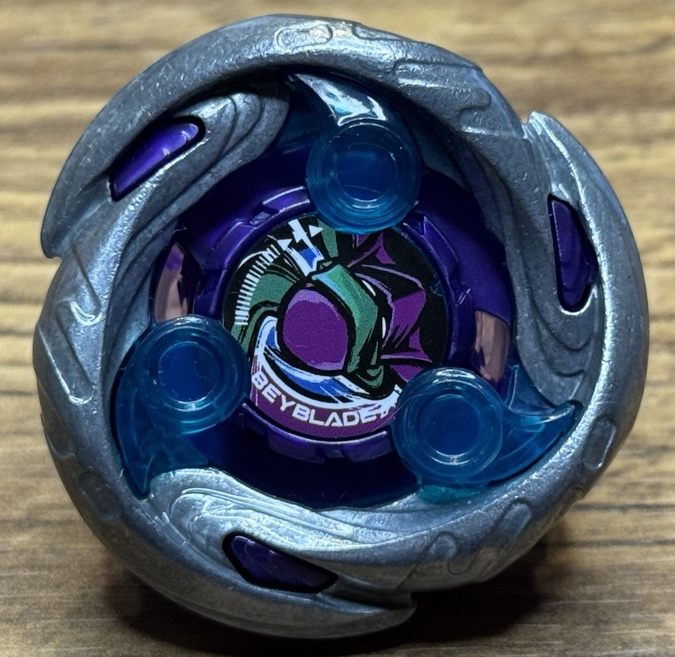 Takara Tomy Beyblade X | UX-05 01: Shinobi Shadow 1-80MN – USED – #B2