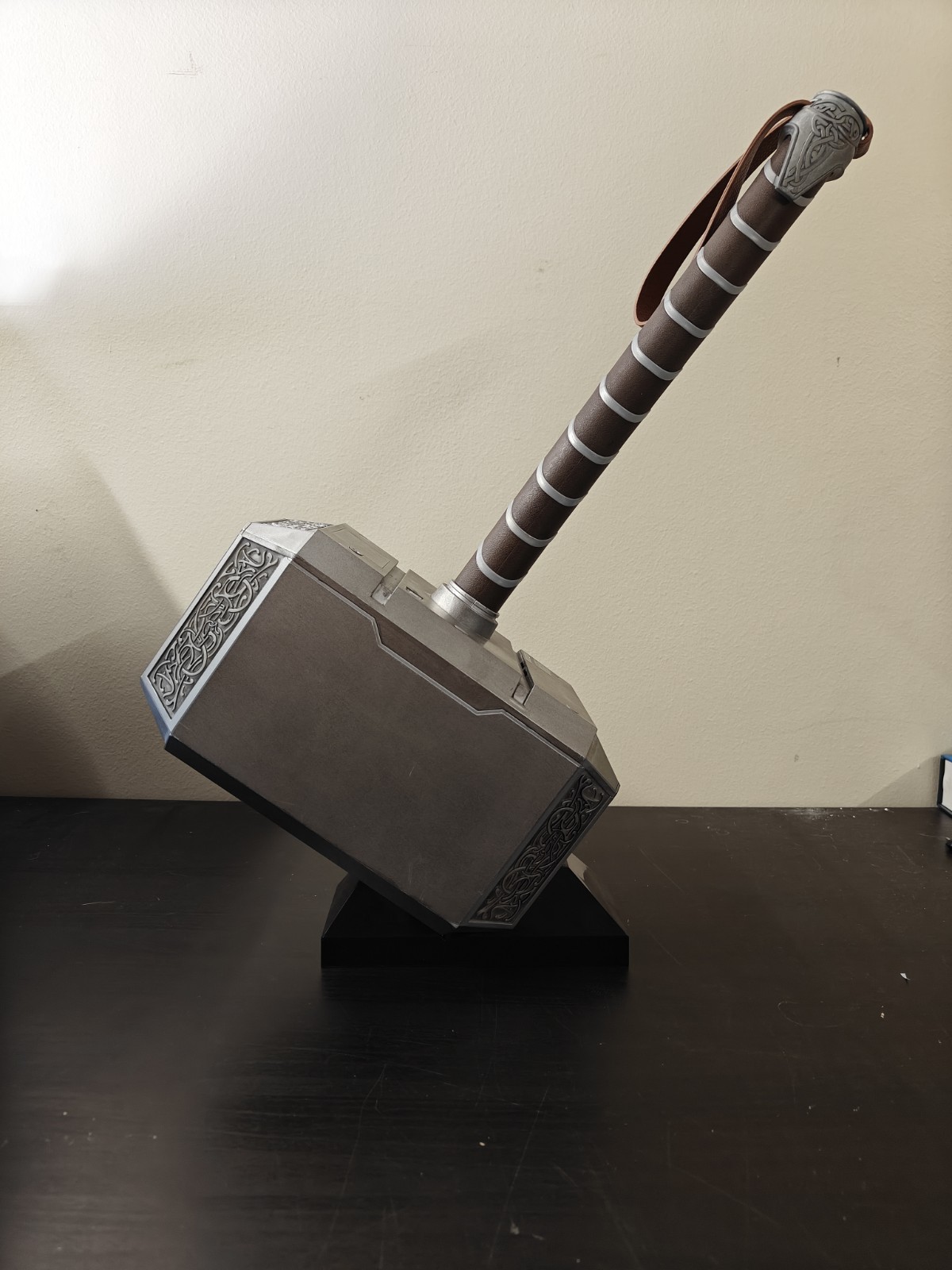 Hasbro Marvel Legends Thor Mjolnir Electronic Hammer 2017 w Stand Tested Works