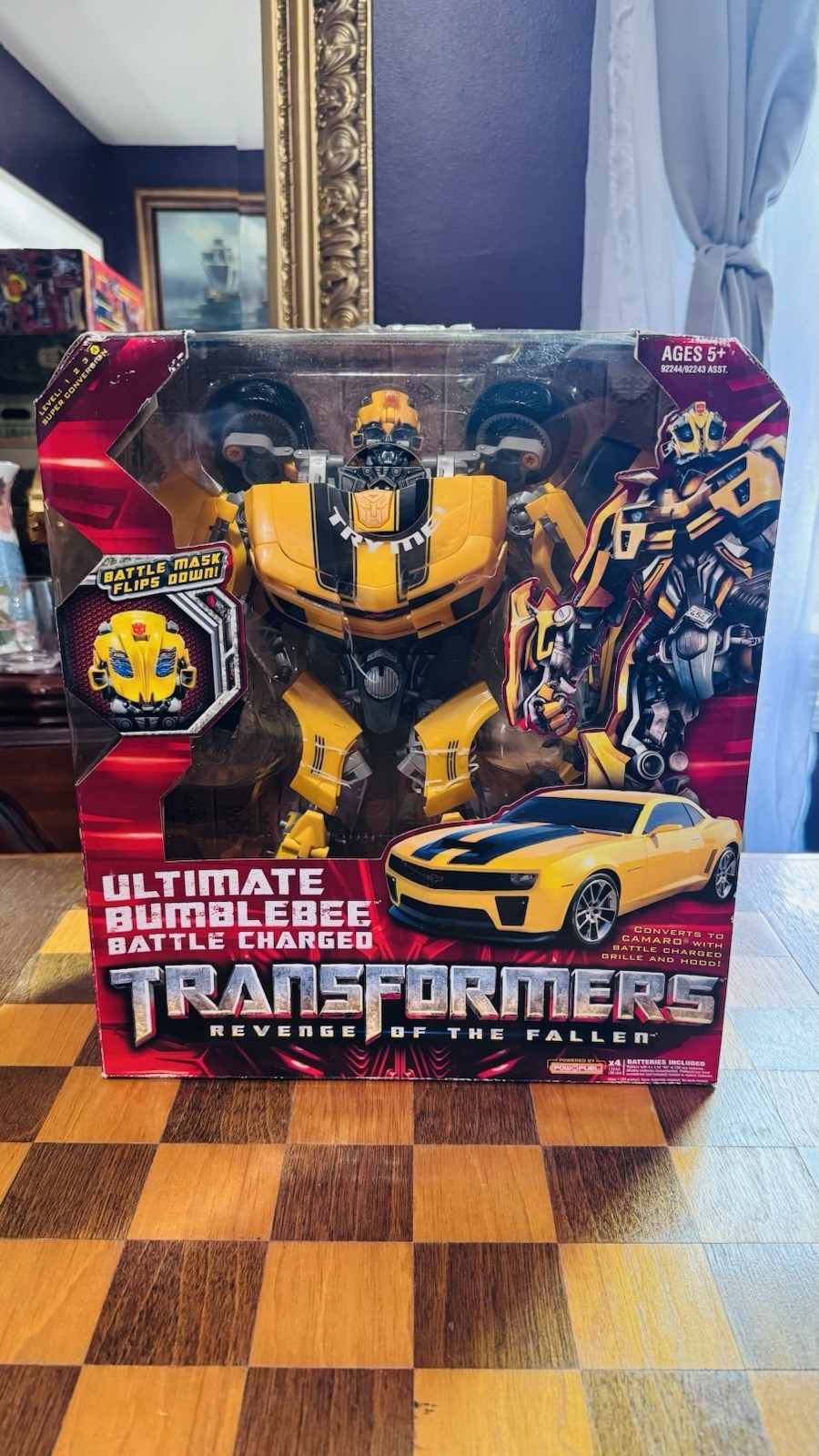 Transformers Revenge of the Fallen Ultimate Bumblebee Battle Charged Figure new