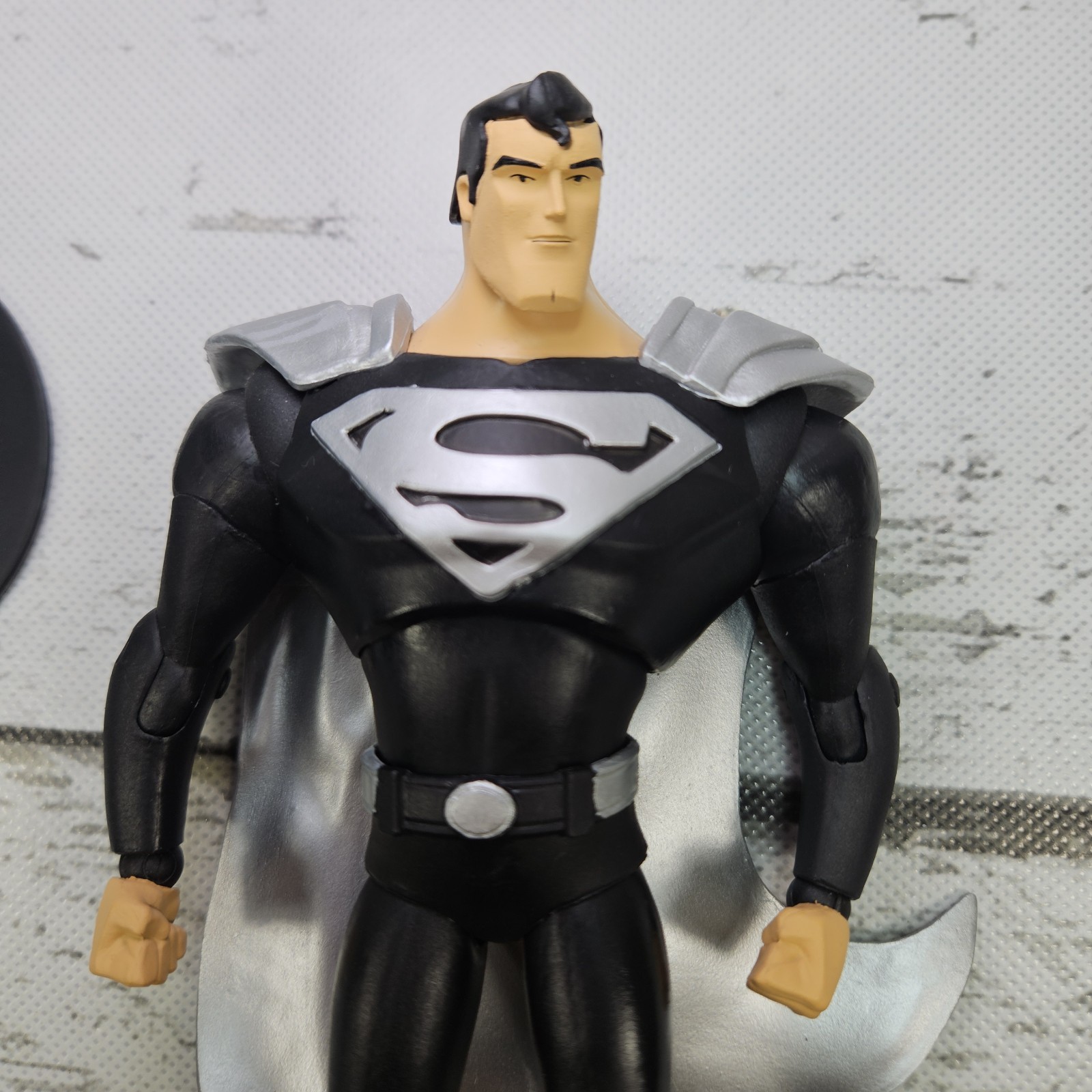 McFarlane DC Multiverse Superman The Animated Series Black Suit 2020 7&Prime; Figure
