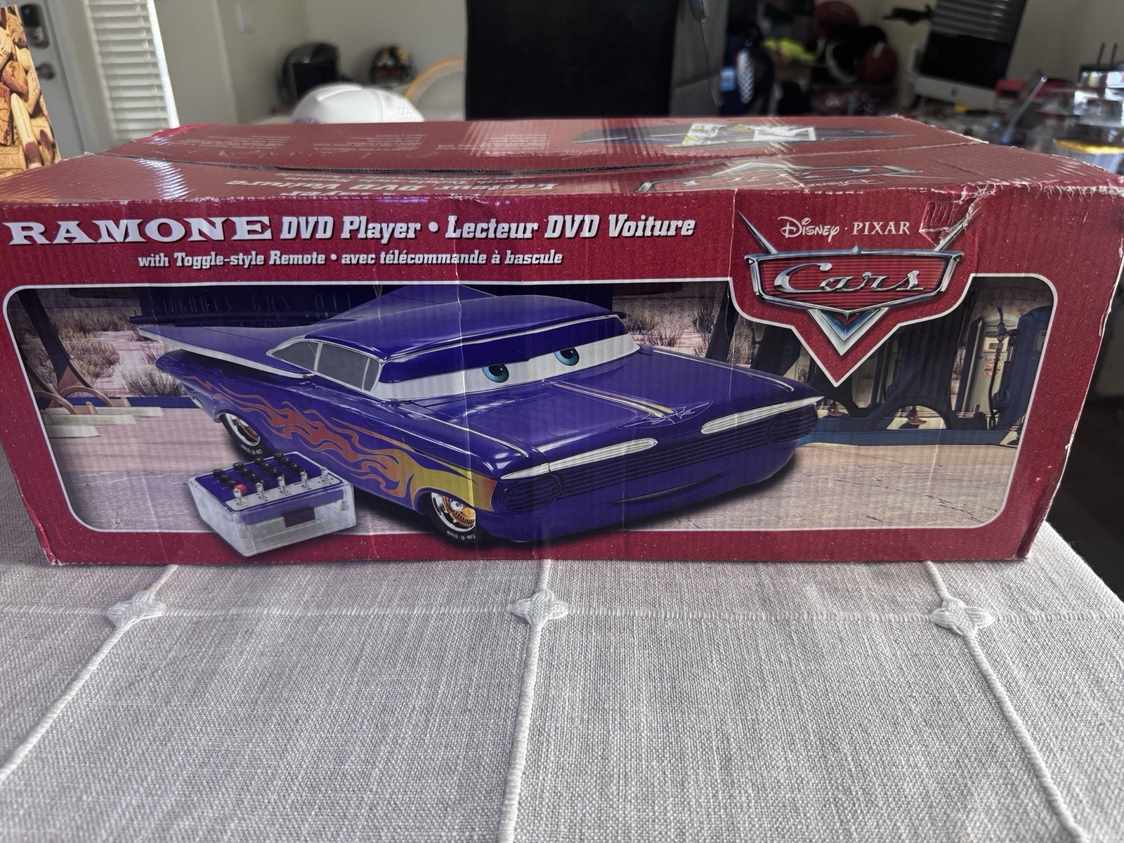 Disney Pixar Cars Ramone DVD Player – Complete in Original Box Disney BRAND NEW