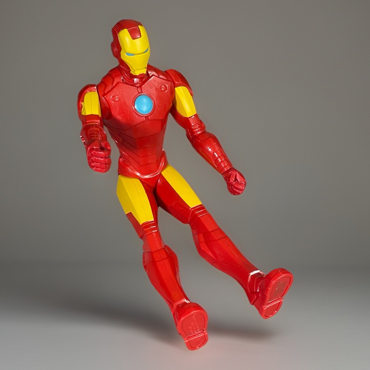 Hasbro Marvel Iron Man Action Figure 12&Prime; Titan Hero Series 2014 Age of Ultron