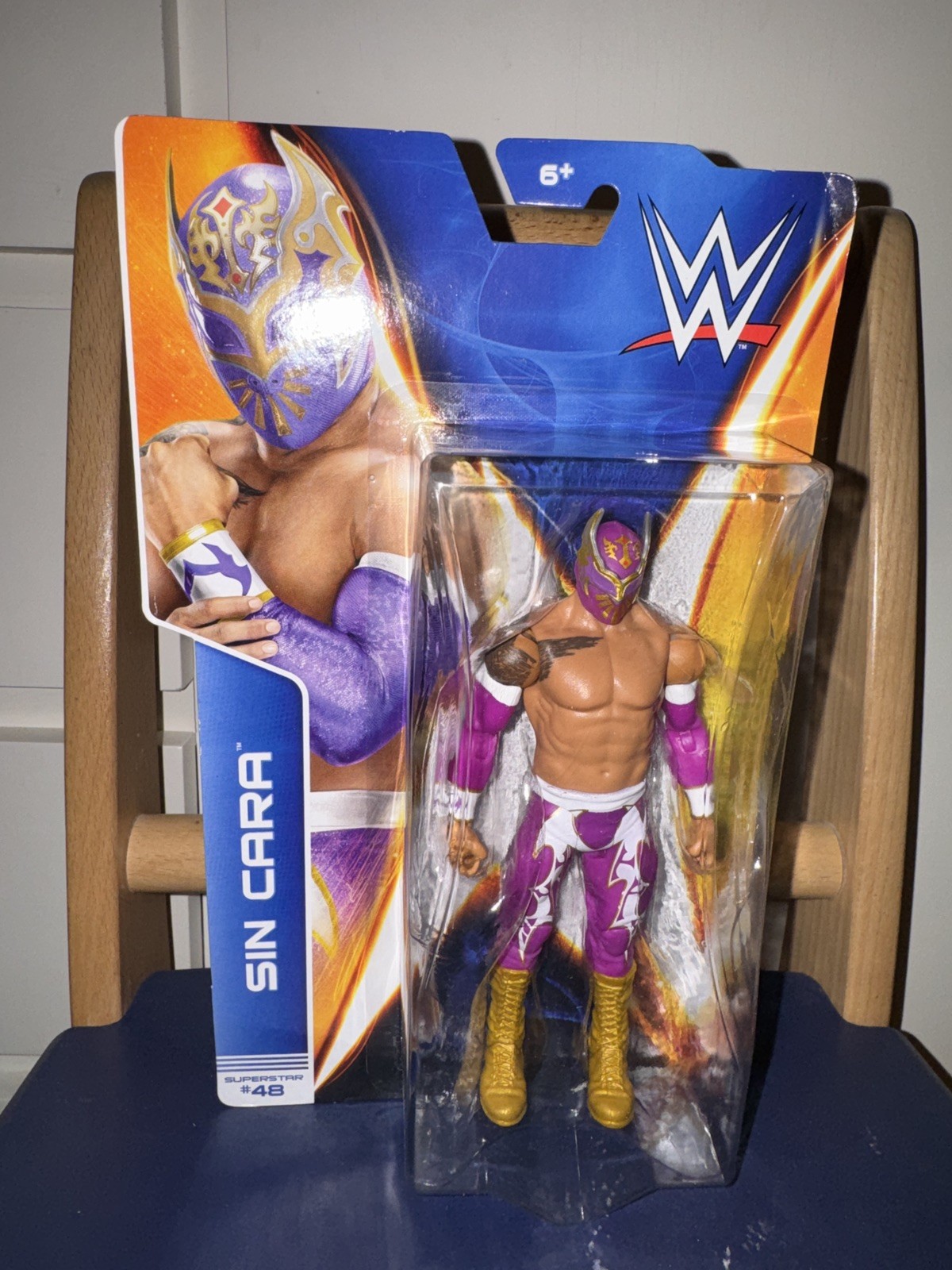 MINT SEALED MOC WWE Mattel Basic Series 42 Sin Cara Figure Luchador Purple AAA
