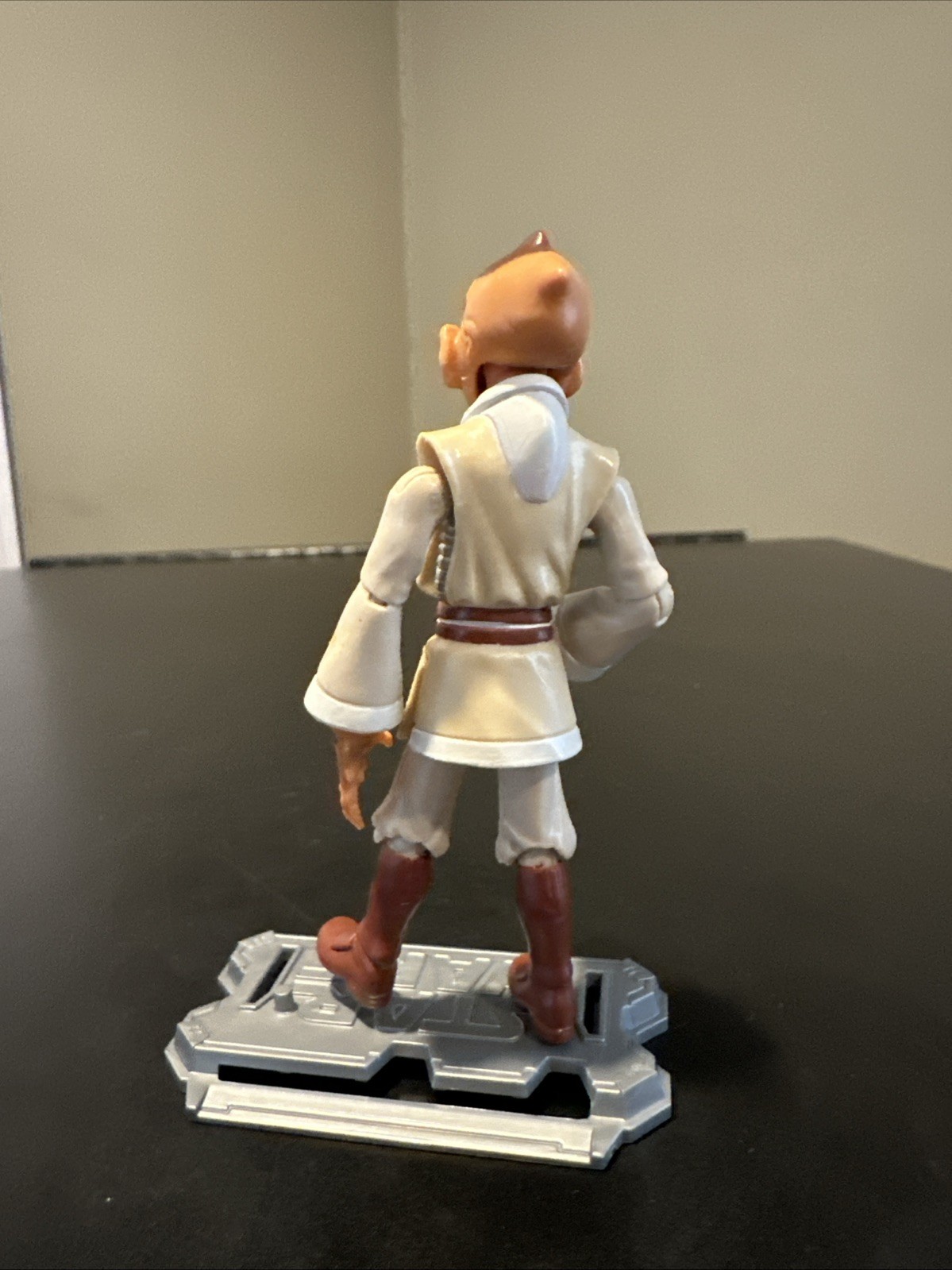 Star Wars Clone Wars Nahdar Vebb Jedi w/resin Holocron accessory