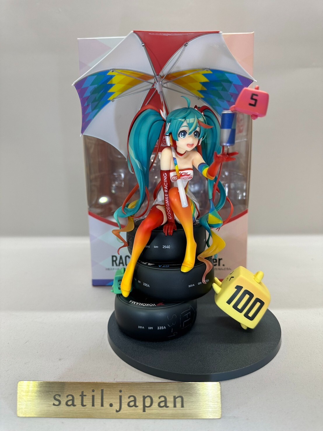 [USED] GOOD SMILE COMPANY Hatsune Miku Racing Miku 2016 ver. 1/8 Scale Figure