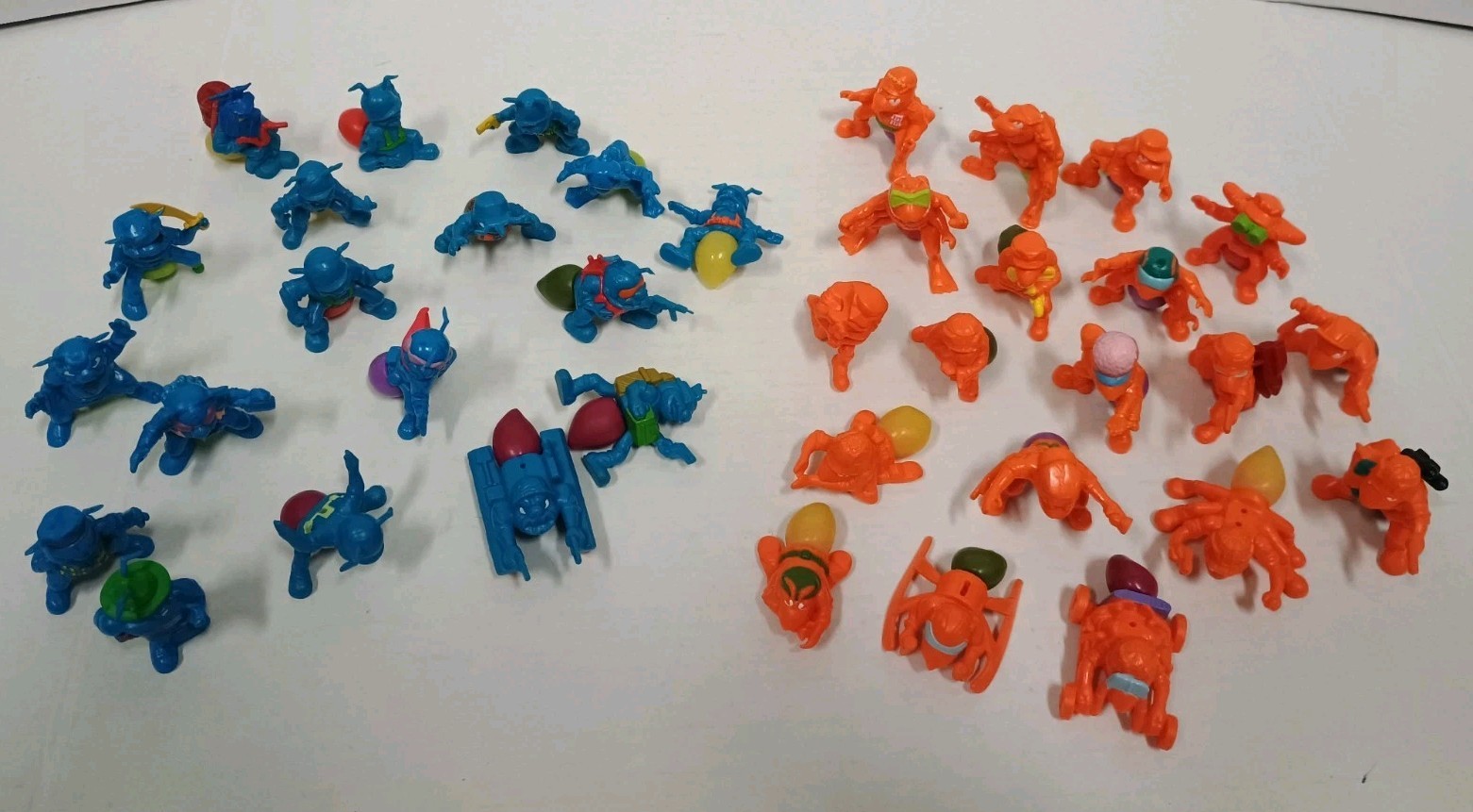 Army Ants LOT OF 37 Vintage Hasbro 1987 All Have Abdomen Very Few Accessories