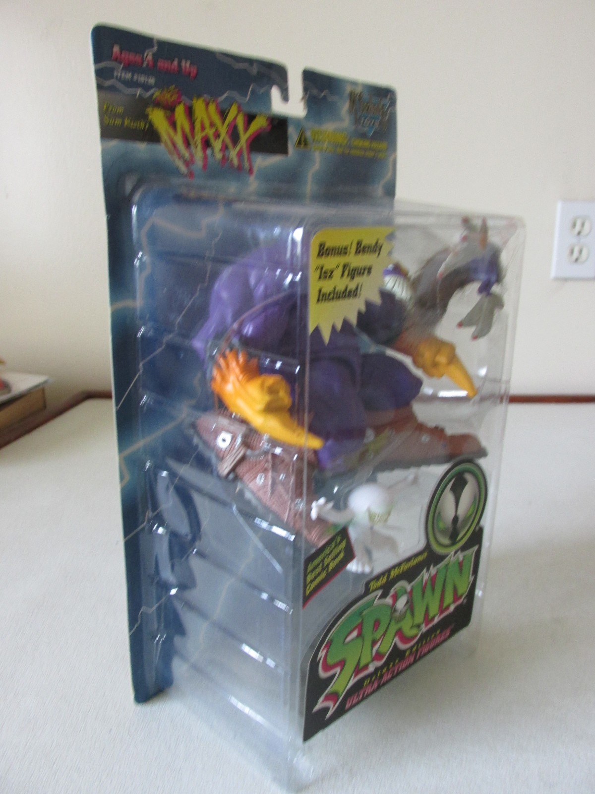 Spawn THE MAXX Deluxe Edition Ultra- Action Figure Todd McFarlane