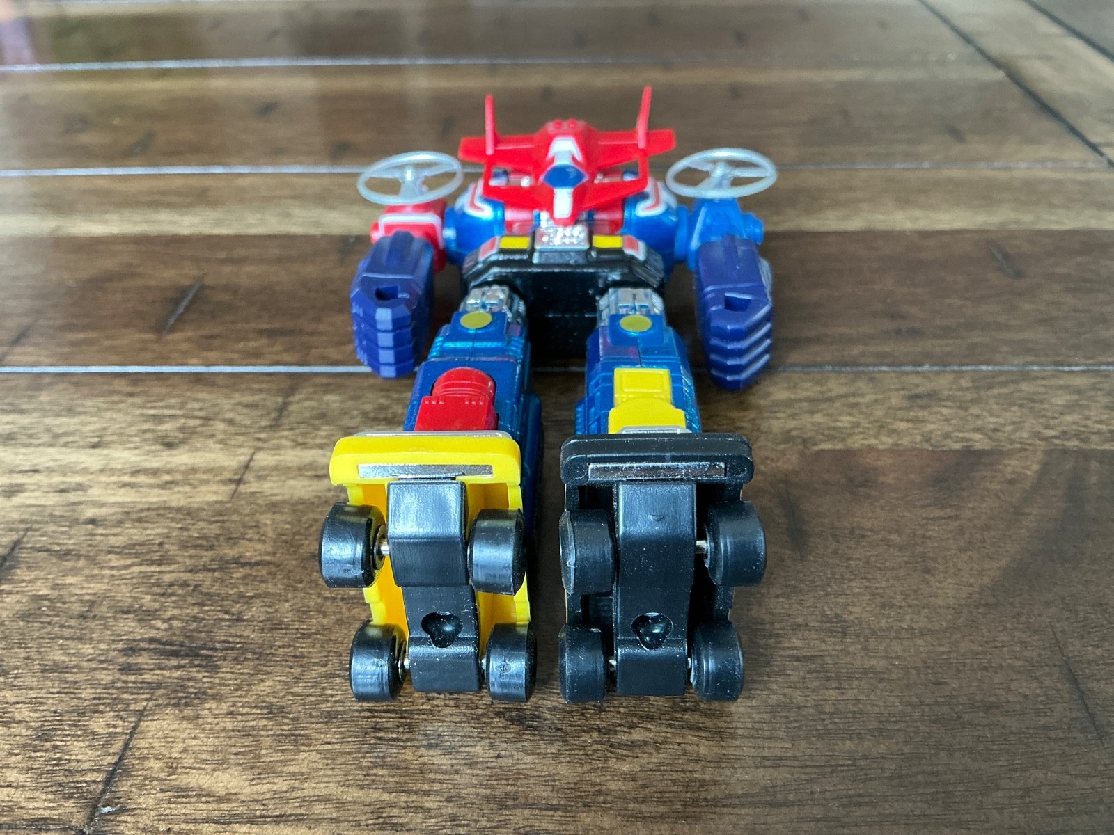 Voltron Miniature Vehicle Team Matchbox Die-Cast Plastic 1985 Defender Universe