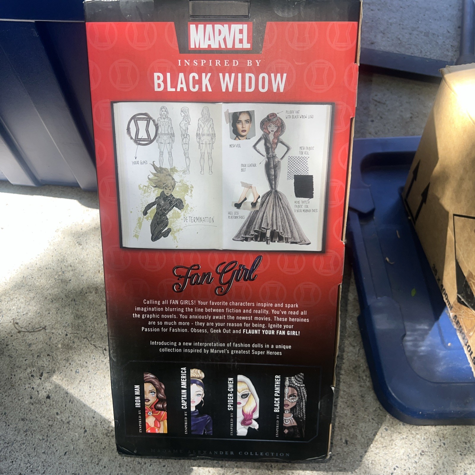 Black Widow Fan Girl (Marvel, Madame Alexander)