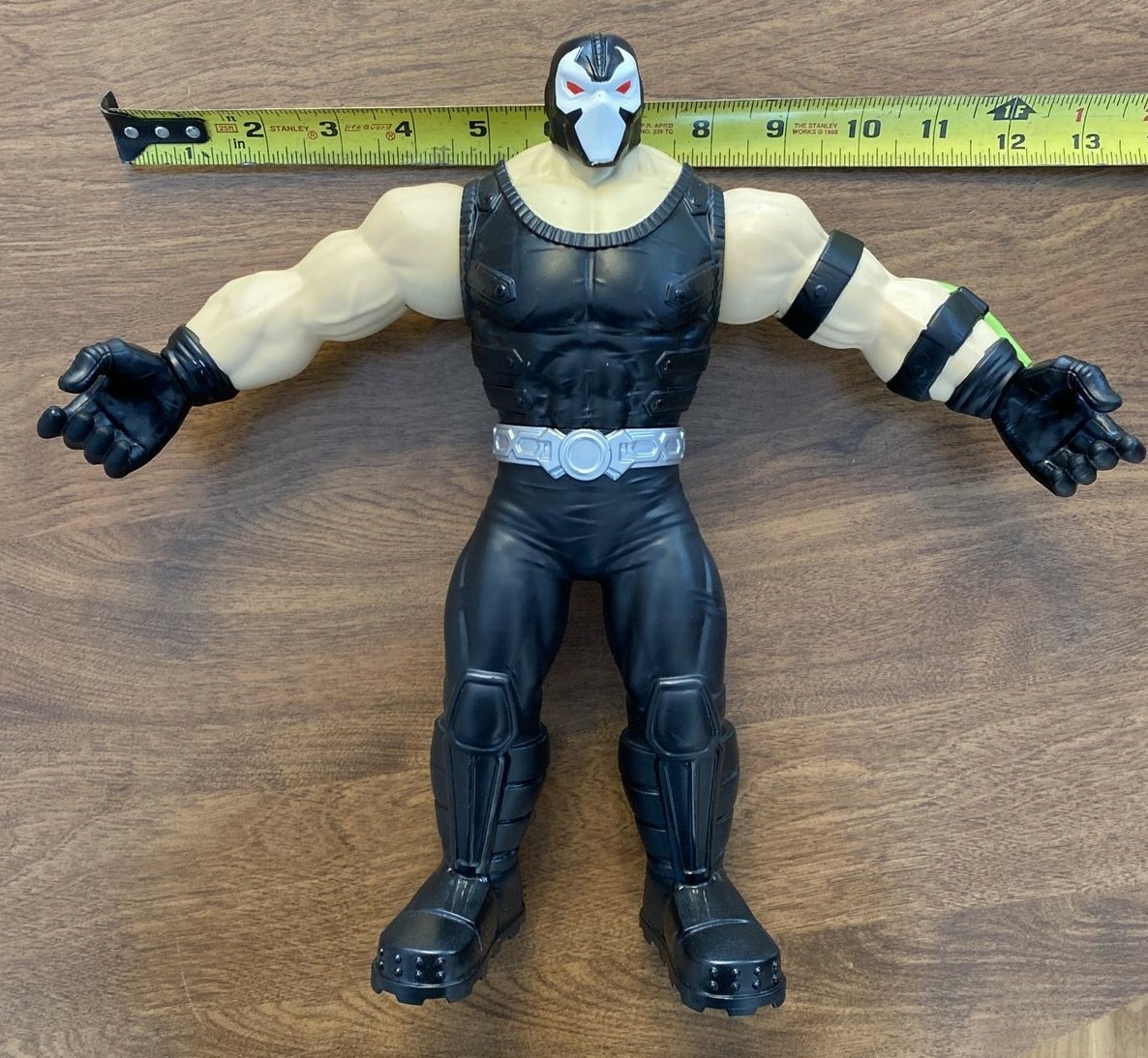 Batman “Bane” Action Figure 11.5” DC Comics 00922AFS T11