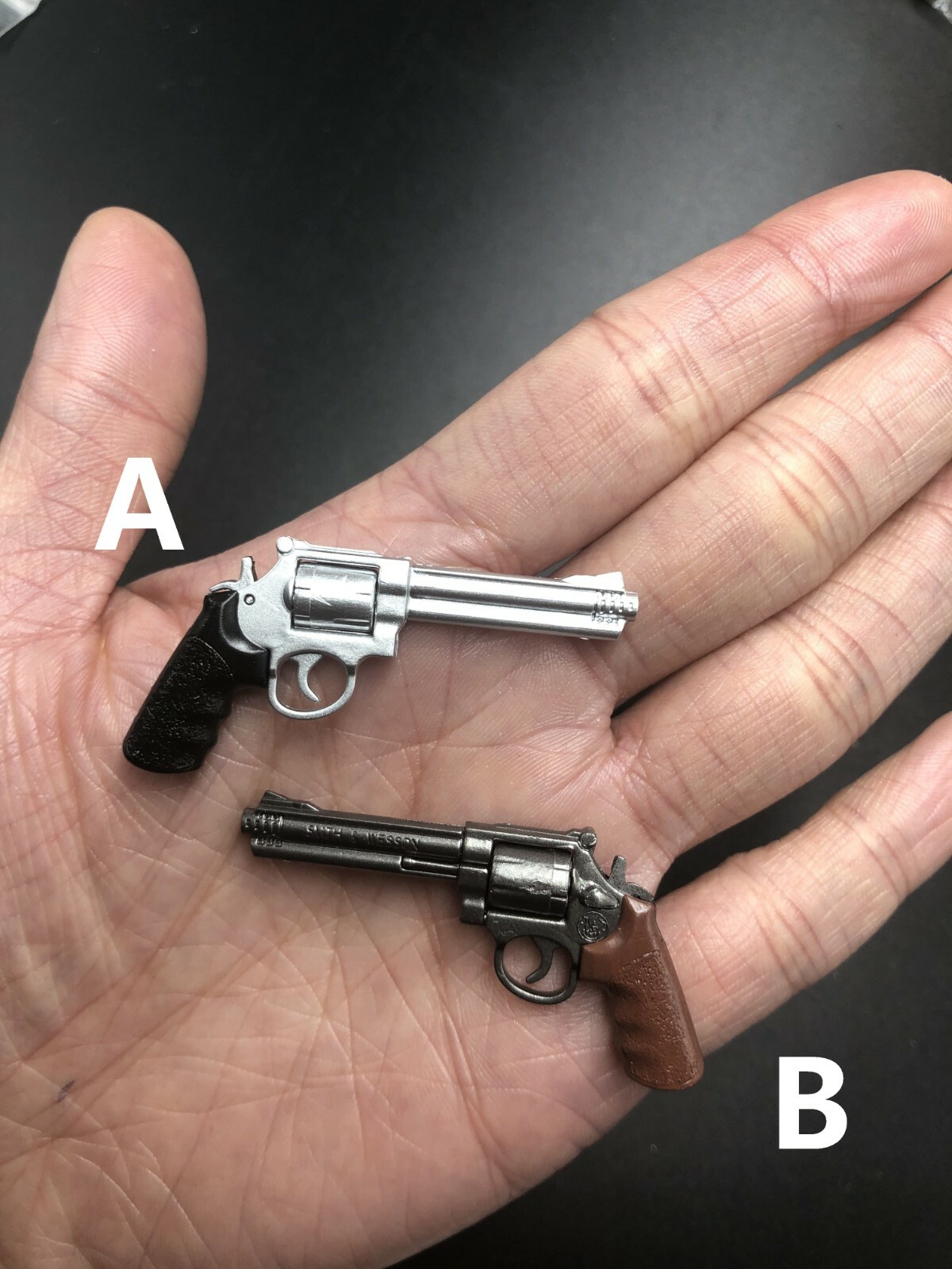 1/6 SCALE Pistol Handgun Weapon Model Toy for 12&Prime; Action Figure Doll