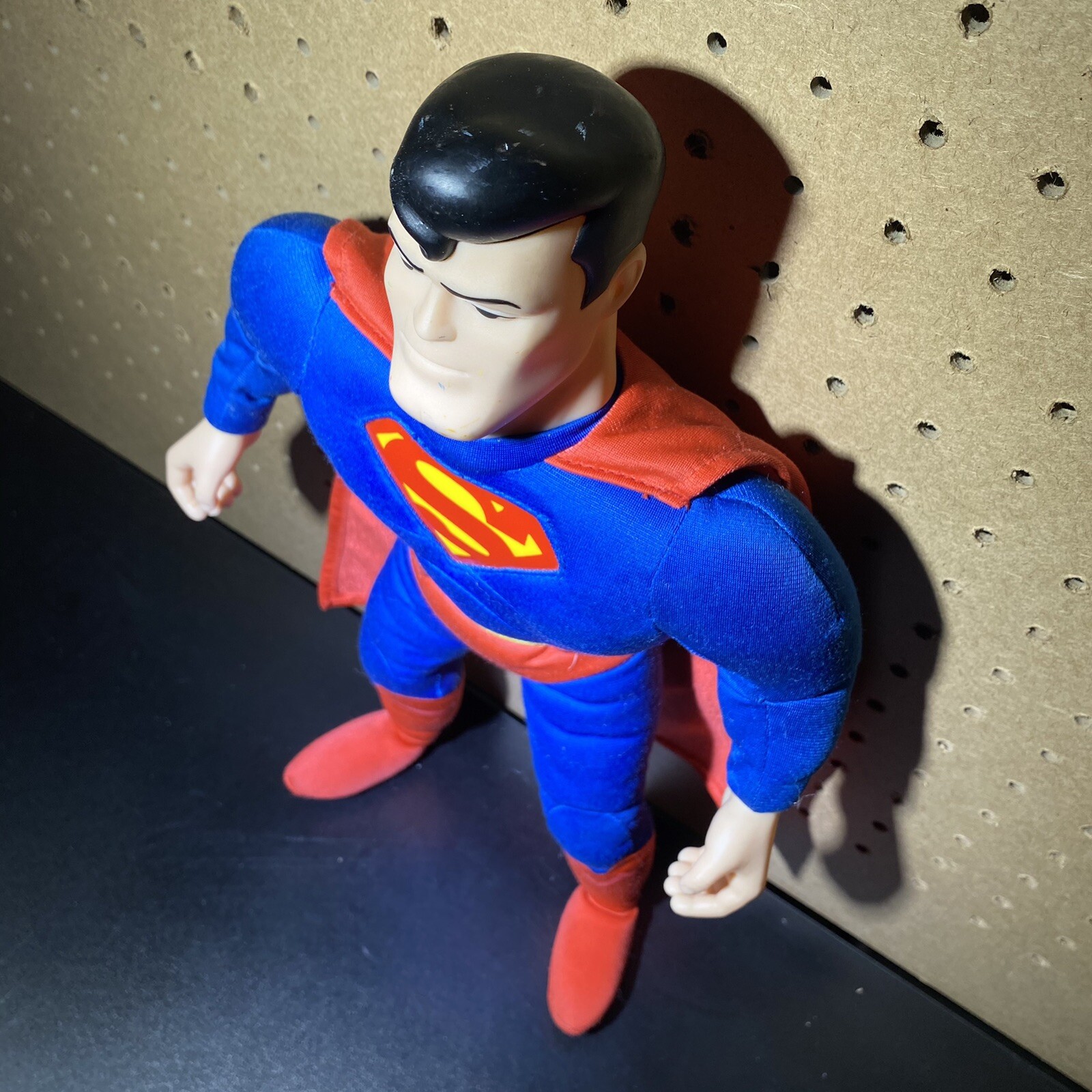 Animated SUPERMAN 18&Prime; Light Up PLUSH Figure w PLASTIC HEAD DC / Kenner 1996-USED