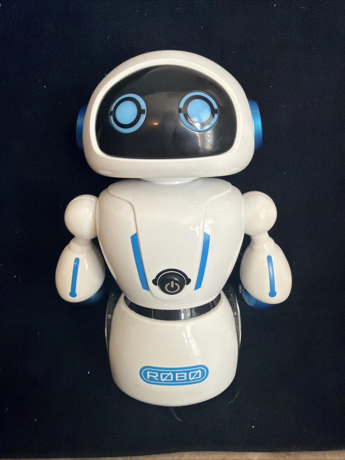 Vivitar ROBO Intelligent Smart Robot With Remote Control – Maze Master