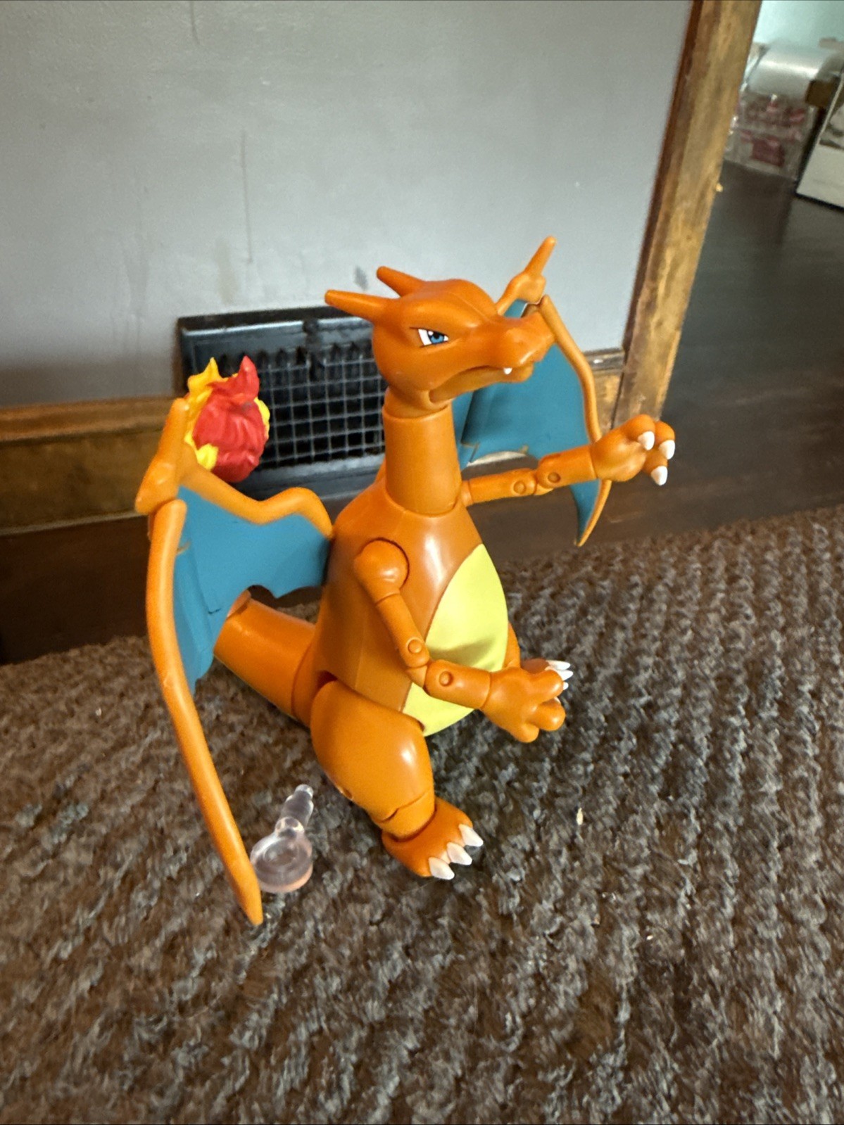 Pokemon SELECT Charizard 6&Prime; Super Articulated Action Figure 2021 Jazwares Used