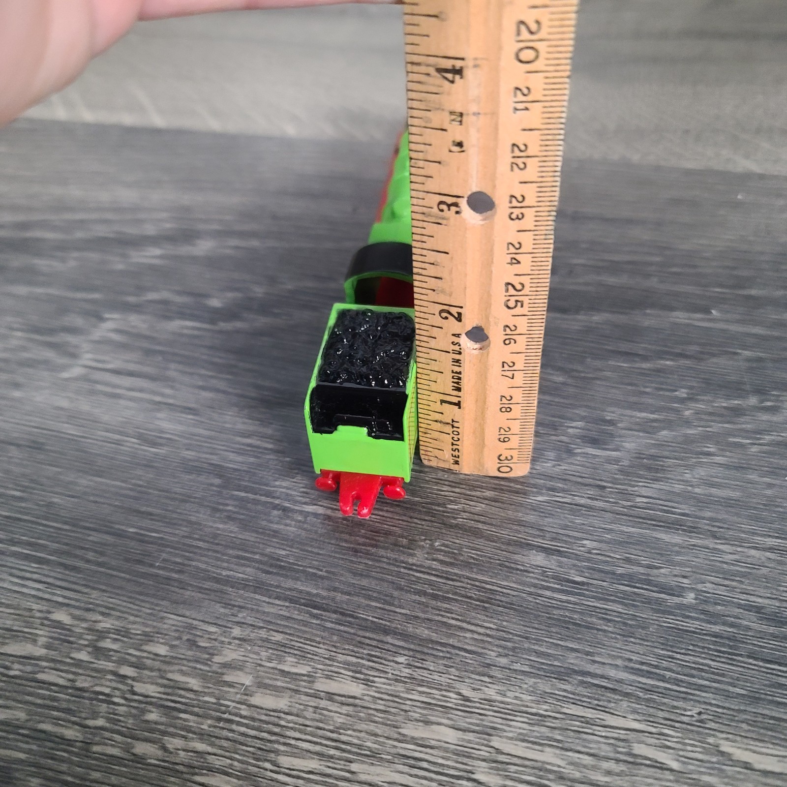 Shining Time Station Thomas and Friends Henry The Green Engine Die Cast #1191