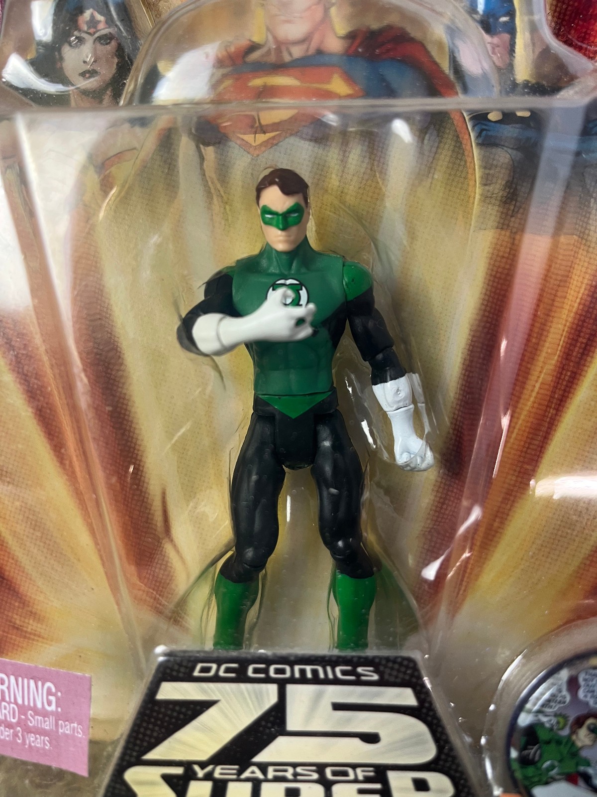GREEN LANTERN Dc Universe 75 Years of Super Power Sealed 3 3/4&Prime; Figure & Button
