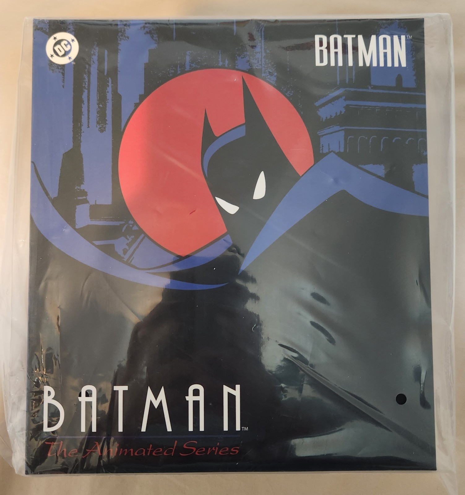 Mezco One:12 Batman The Animated Series Batman 1/12 Action Figure, New Sealed!