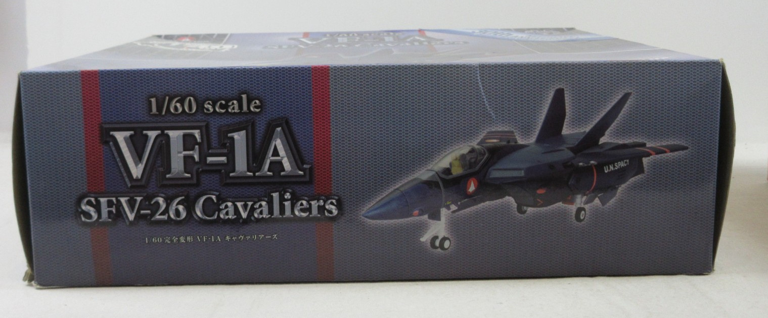 NMIB 30th Anniversary MACROSS « VF-1A SFV-26 Cavaliers » Yamato 1/60 Scale