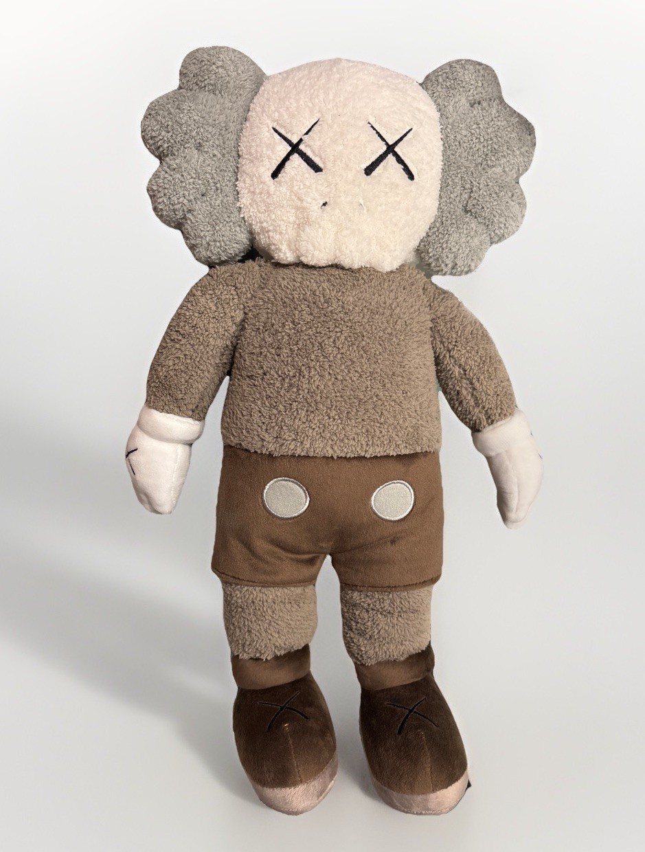 KAWS HOLIDAY HONG KONG Limited 20&Prime; Plush (Brown)