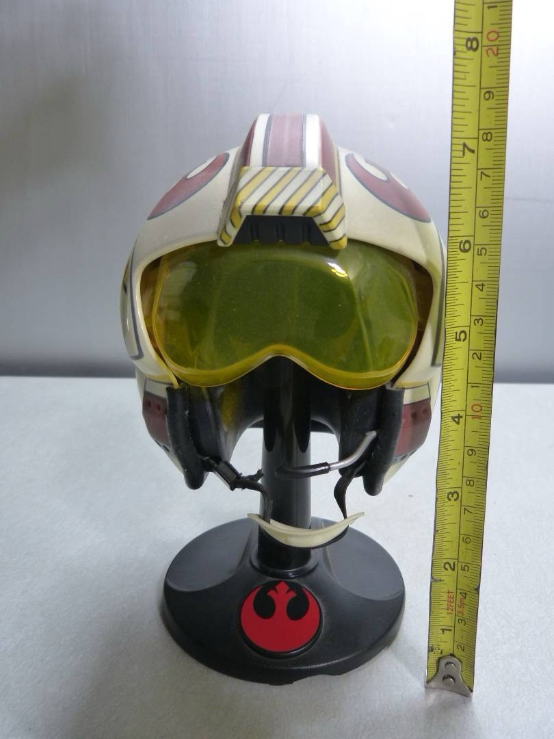 Riddell 1997 Star Wars Luke Skywalker X-Wing Fighter Pilot Mini Helmet On Stand