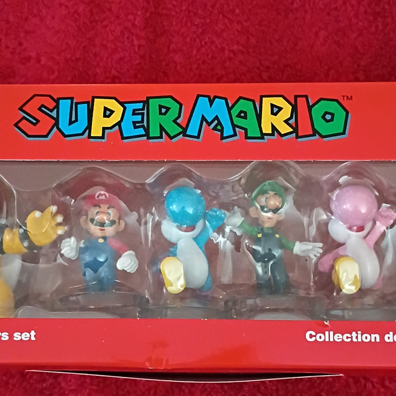 NEW Nintendo Super Mario Bros. Mini Figure Collectors Set Boxed 2011